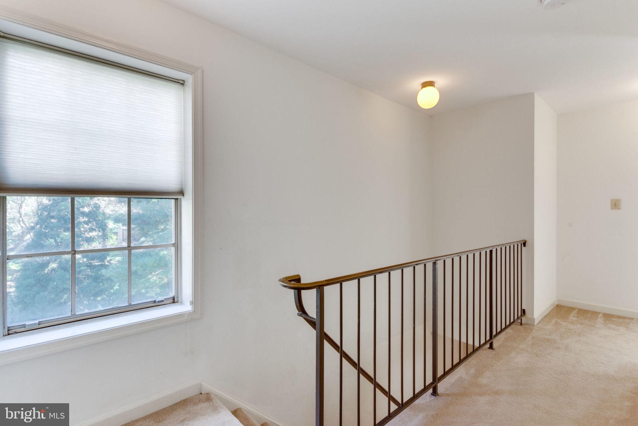 MCLEAN MEWS - Residential Lease