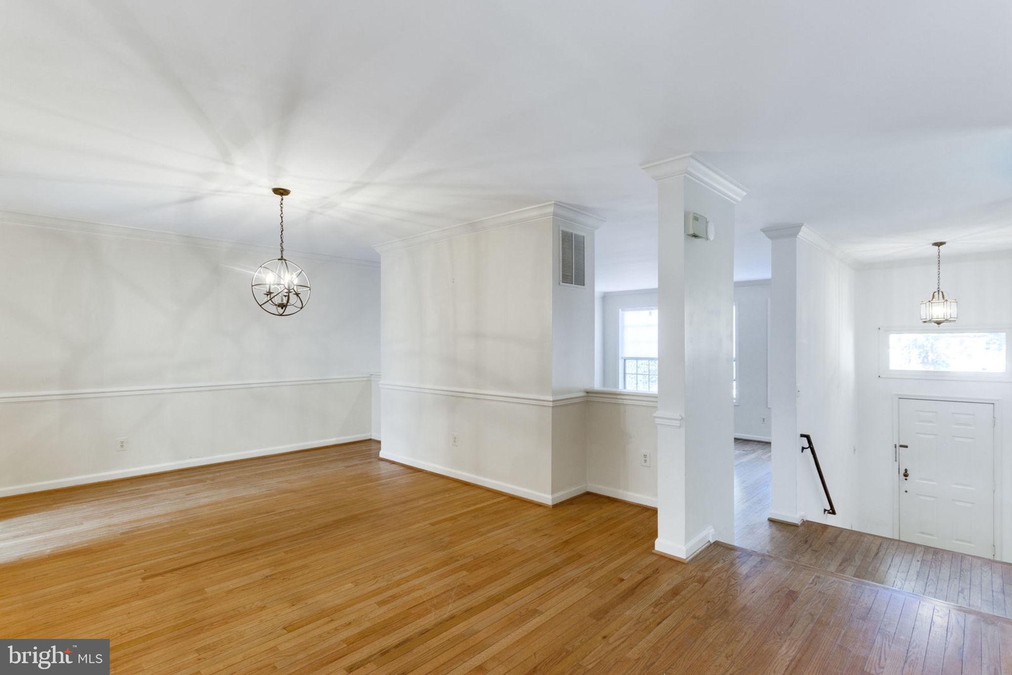 MCLEAN MEWS - Residential Lease