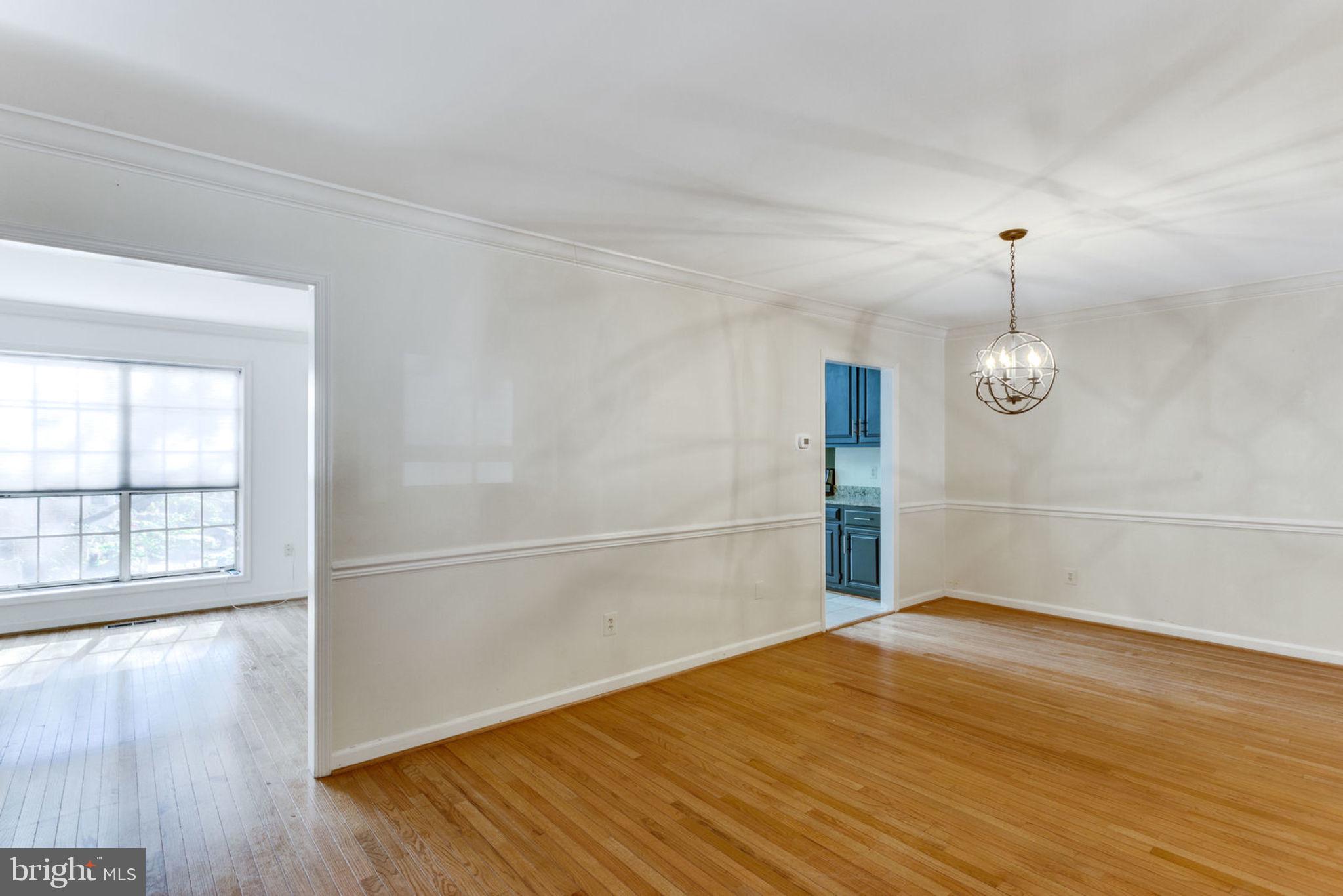 MCLEAN MEWS - Residential Lease