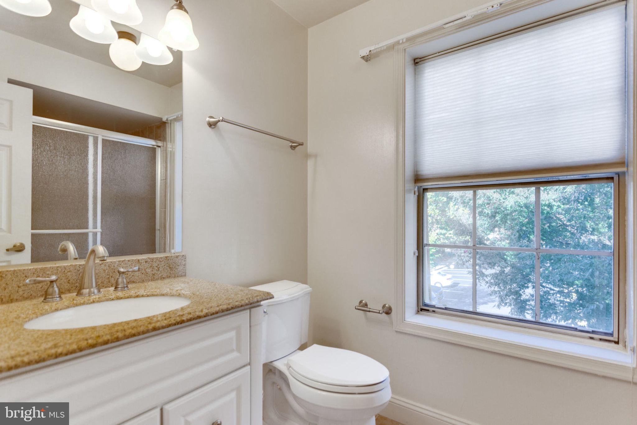 MCLEAN MEWS - Residential Lease