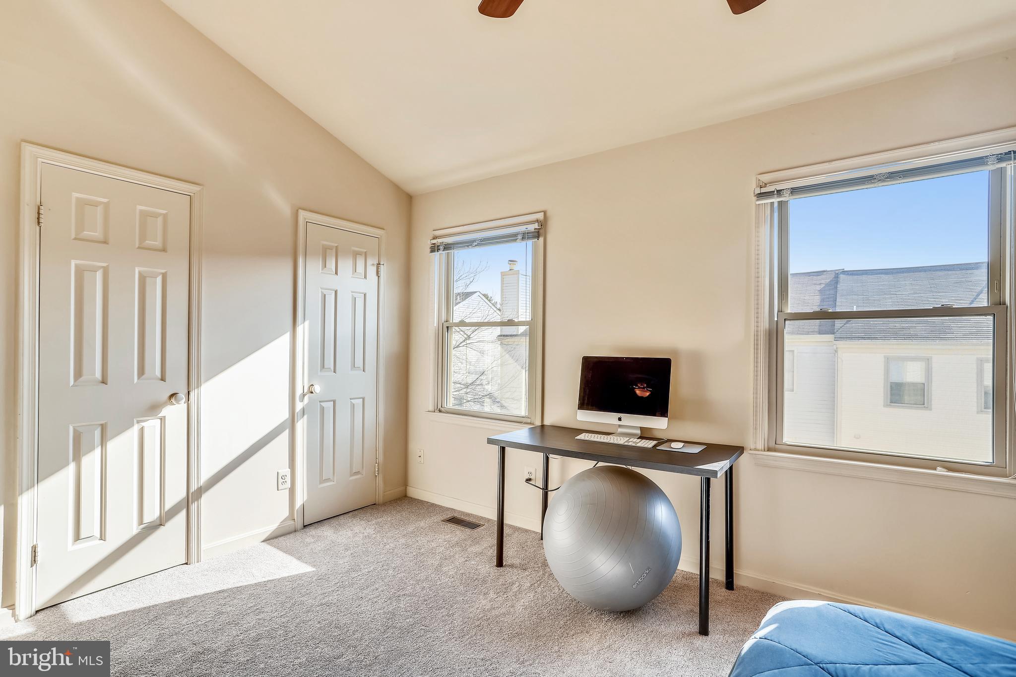 ROXBURY OF MT VERNON - Residential