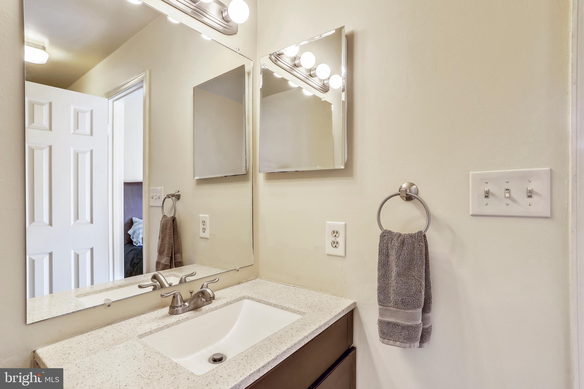 ROXBURY OF MT VERNON - Residential