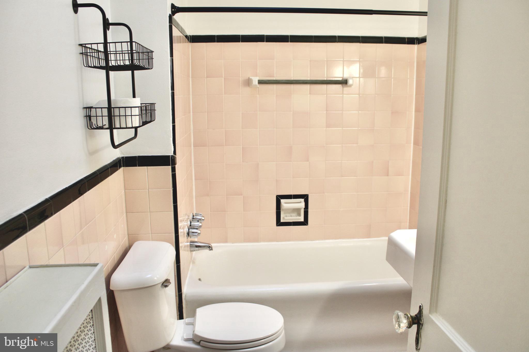 TACONY - Residential Lease