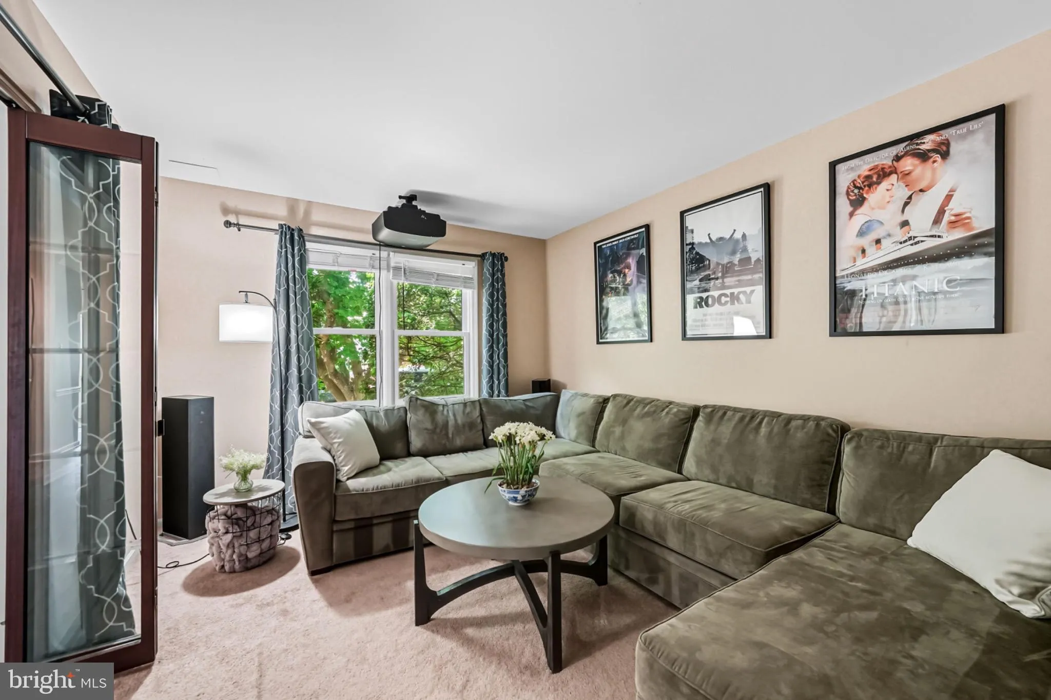 Ardmore, Pennsylvania 19003, United States, 4 Bedrooms Bedrooms, ,4 BathroomsBathrooms,Residential,Contingent,207714