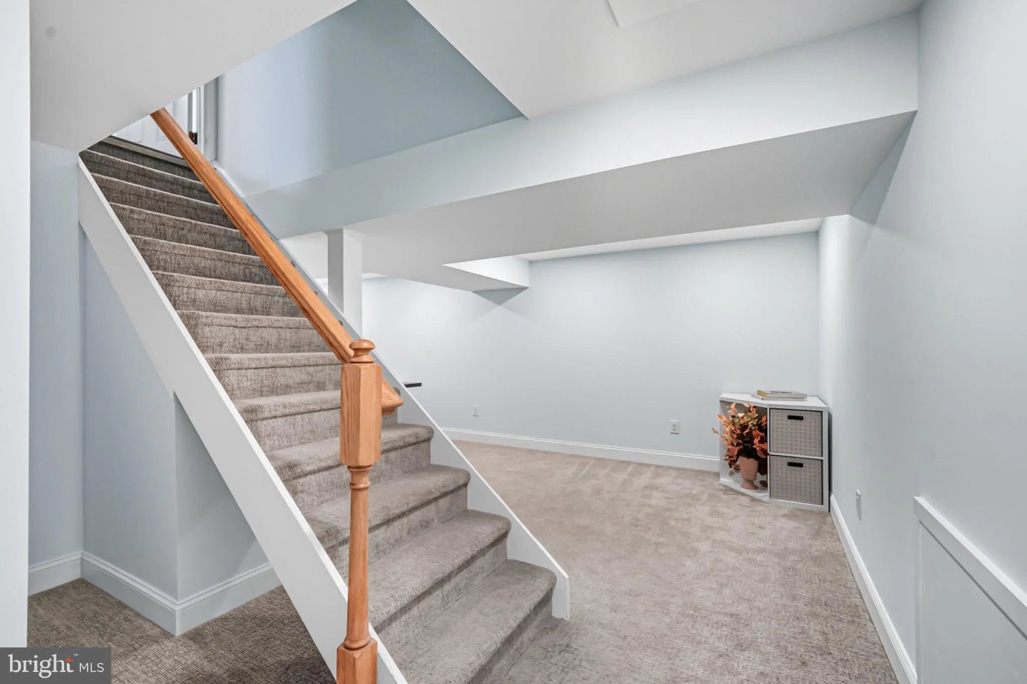 Ardmore, Pennsylvania 19003, United States, 4 Bedrooms Bedrooms, ,4 BathroomsBathrooms,Residential,Contingent,207714