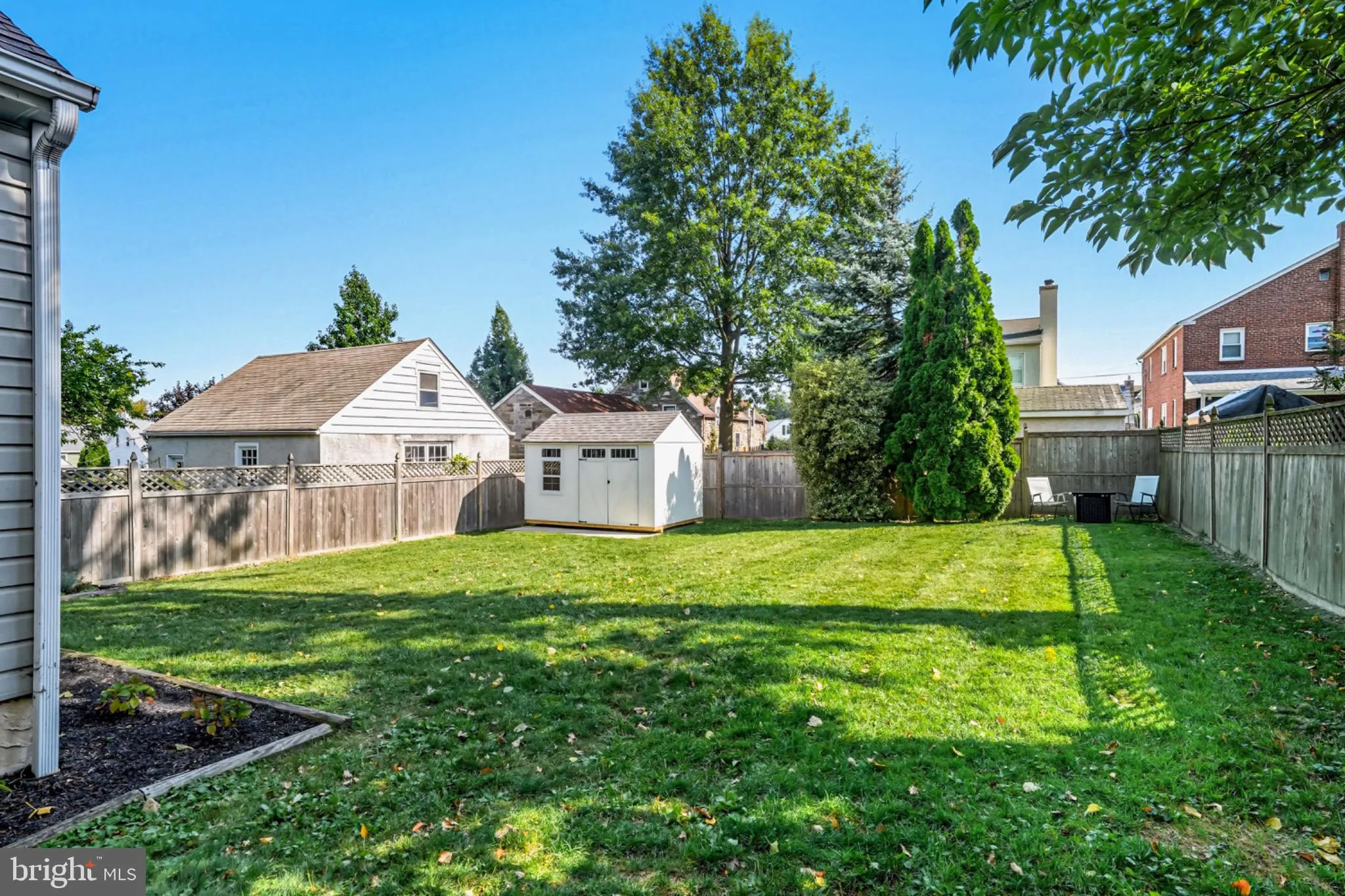 Ardmore, Pennsylvania 19003, United States, 4 Bedrooms Bedrooms, ,4 BathroomsBathrooms,Residential,Contingent,207714