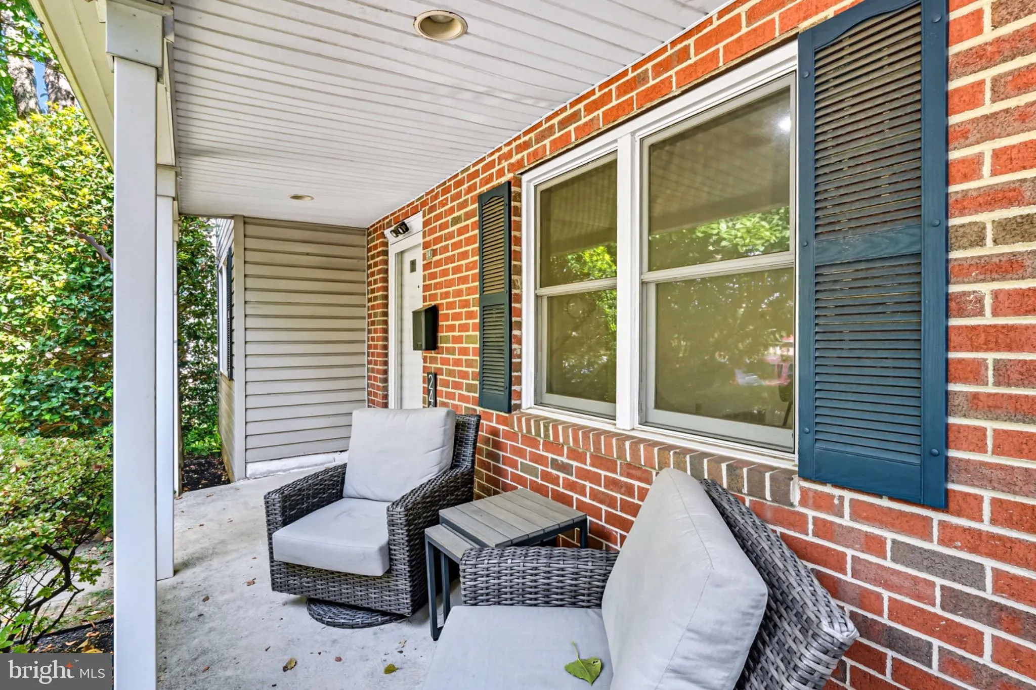 Ardmore, Pennsylvania 19003, United States, 4 Bedrooms Bedrooms, ,4 BathroomsBathrooms,Residential,Contingent,207714