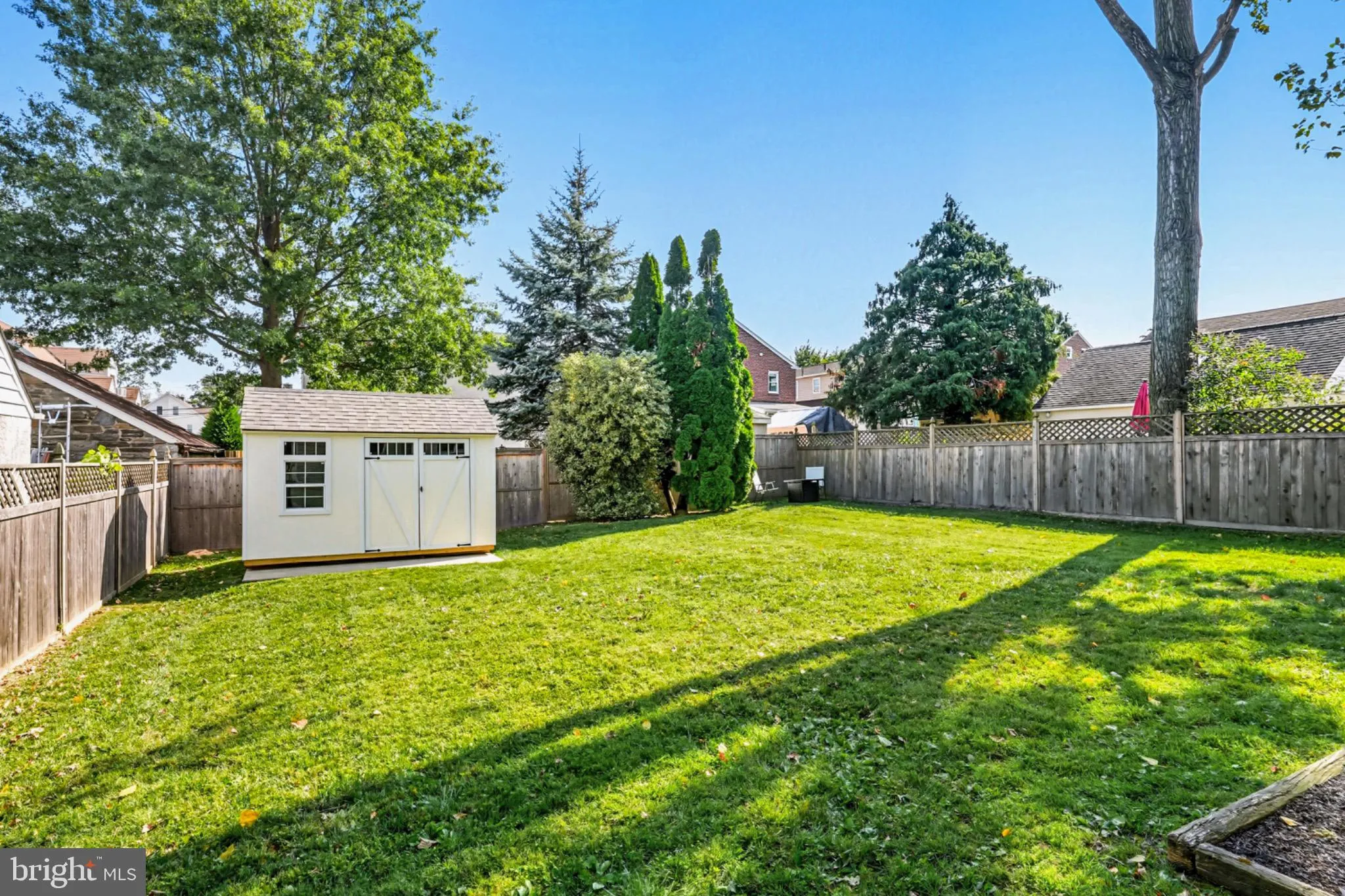 Ardmore, Pennsylvania 19003, United States, 4 Bedrooms Bedrooms, ,4 BathroomsBathrooms,Residential,Contingent,207714