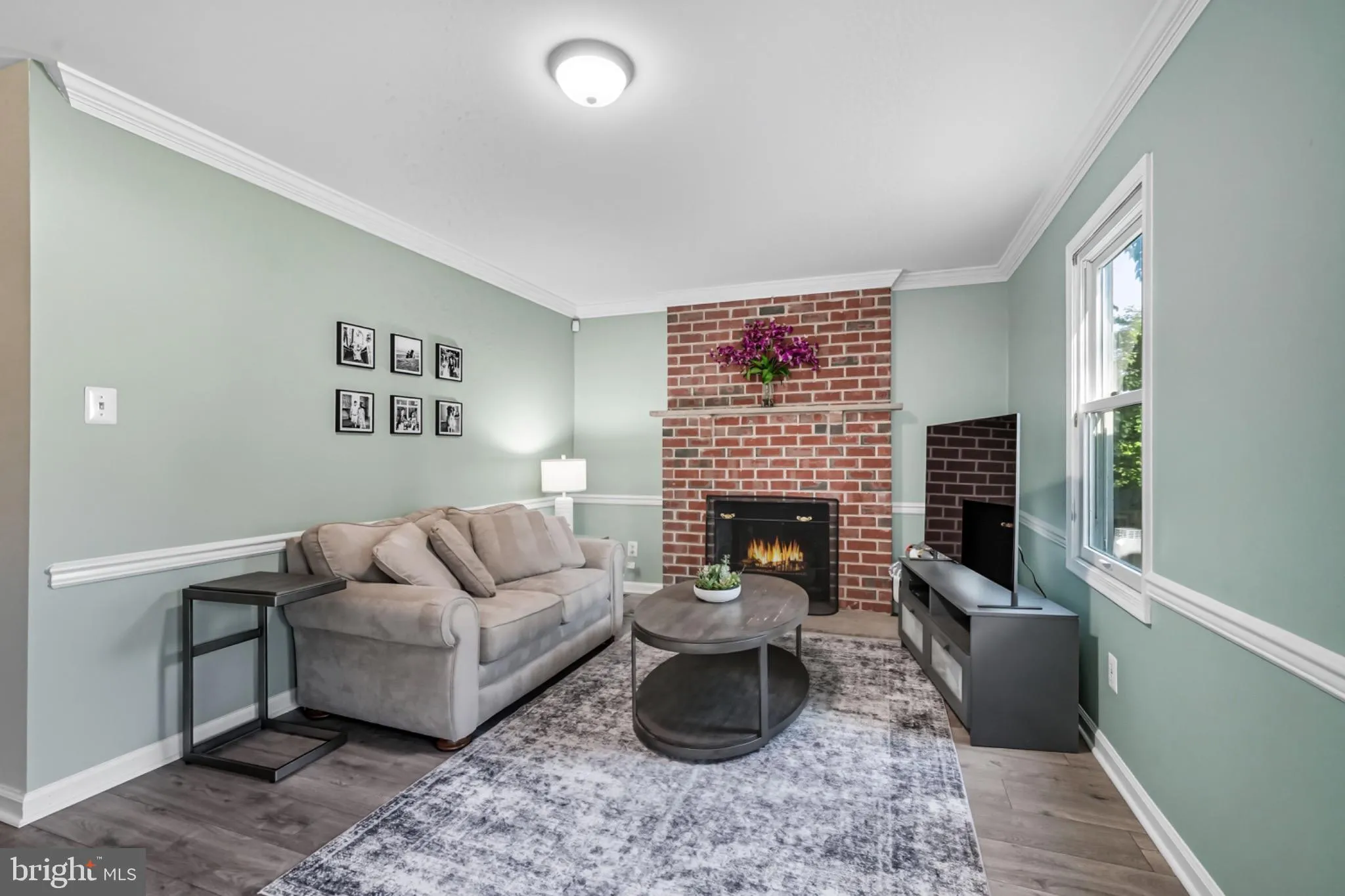 Ardmore, Pennsylvania 19003, United States, 4 Bedrooms Bedrooms, ,4 BathroomsBathrooms,Residential,Contingent,207714