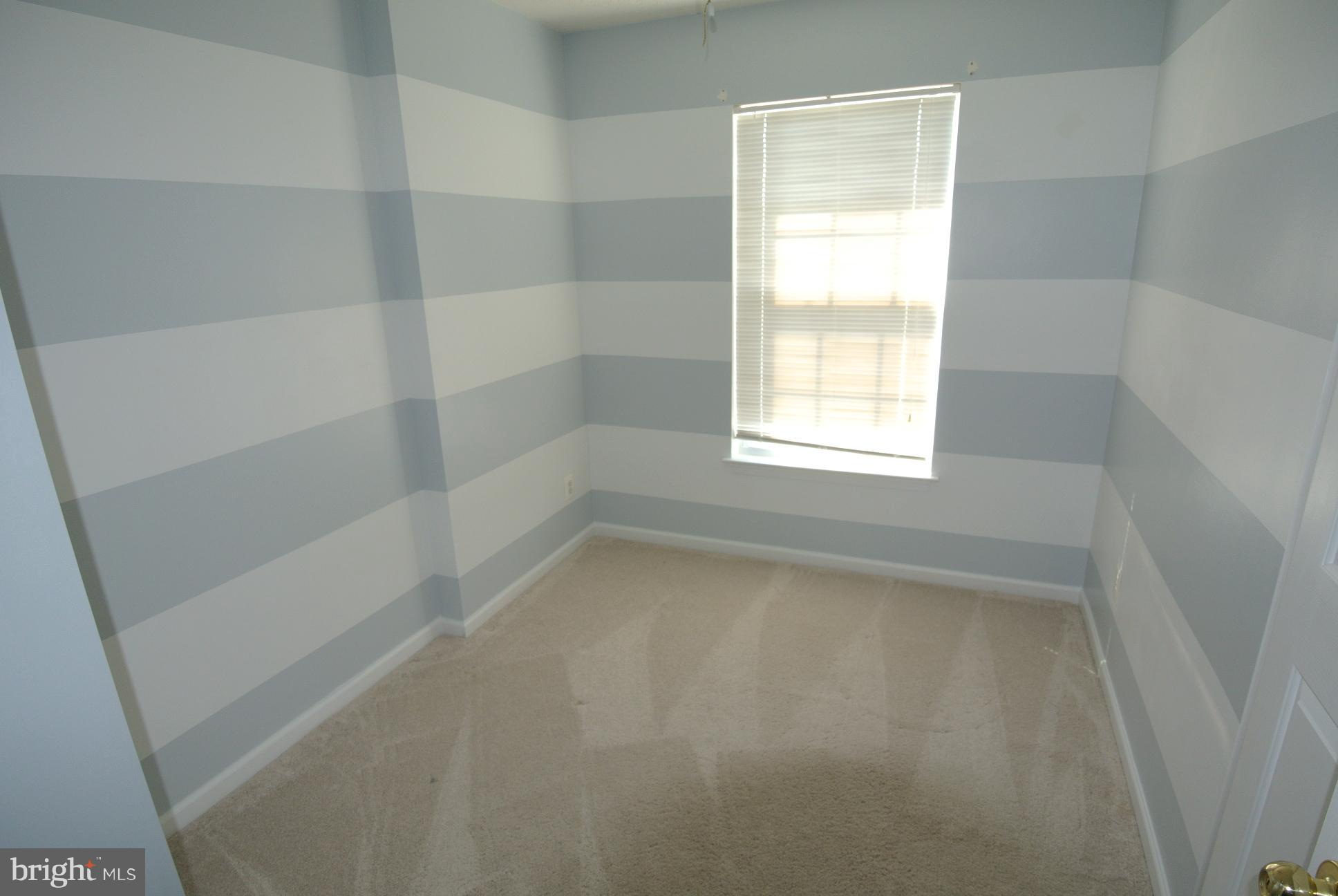 HOLLY WOODS - Residential Lease