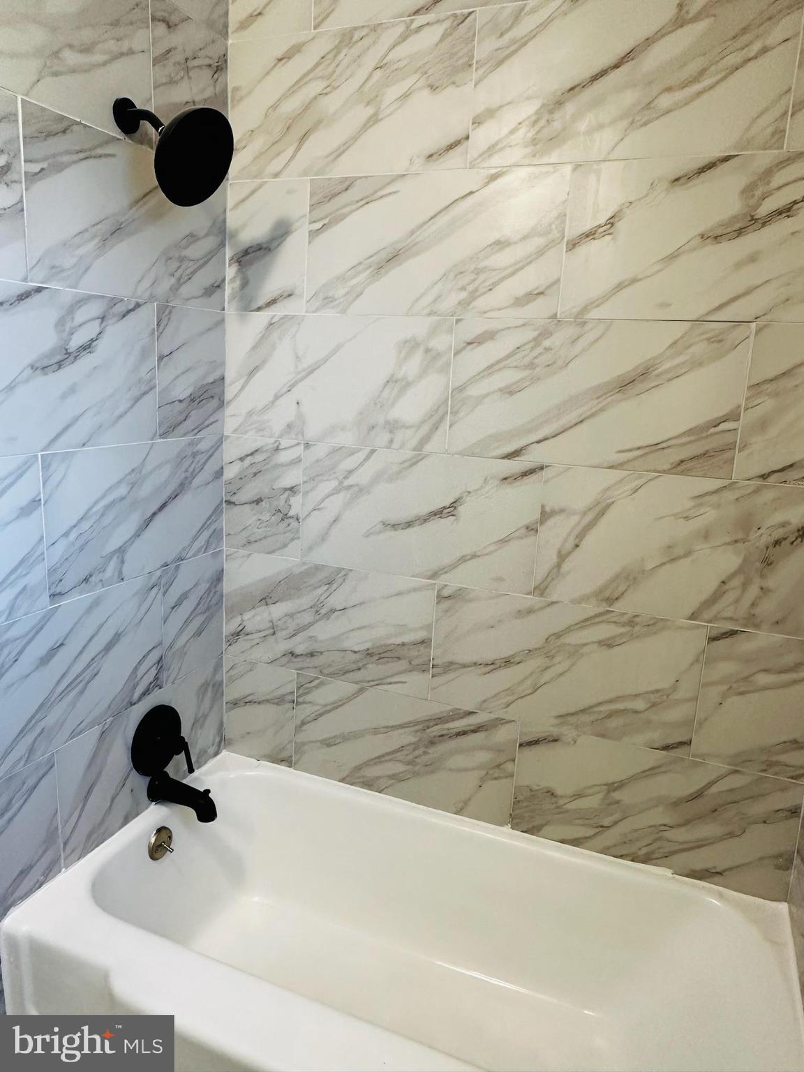 PARK HEIGHTS - Residential Lease