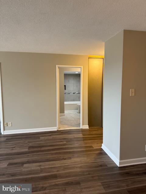 WATERGATE AT LANDMARK - Residential