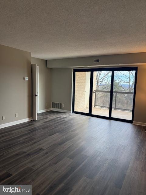 WATERGATE AT LANDMARK - Residential