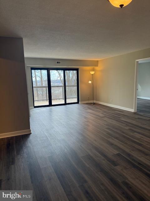 WATERGATE AT LANDMARK - Residential