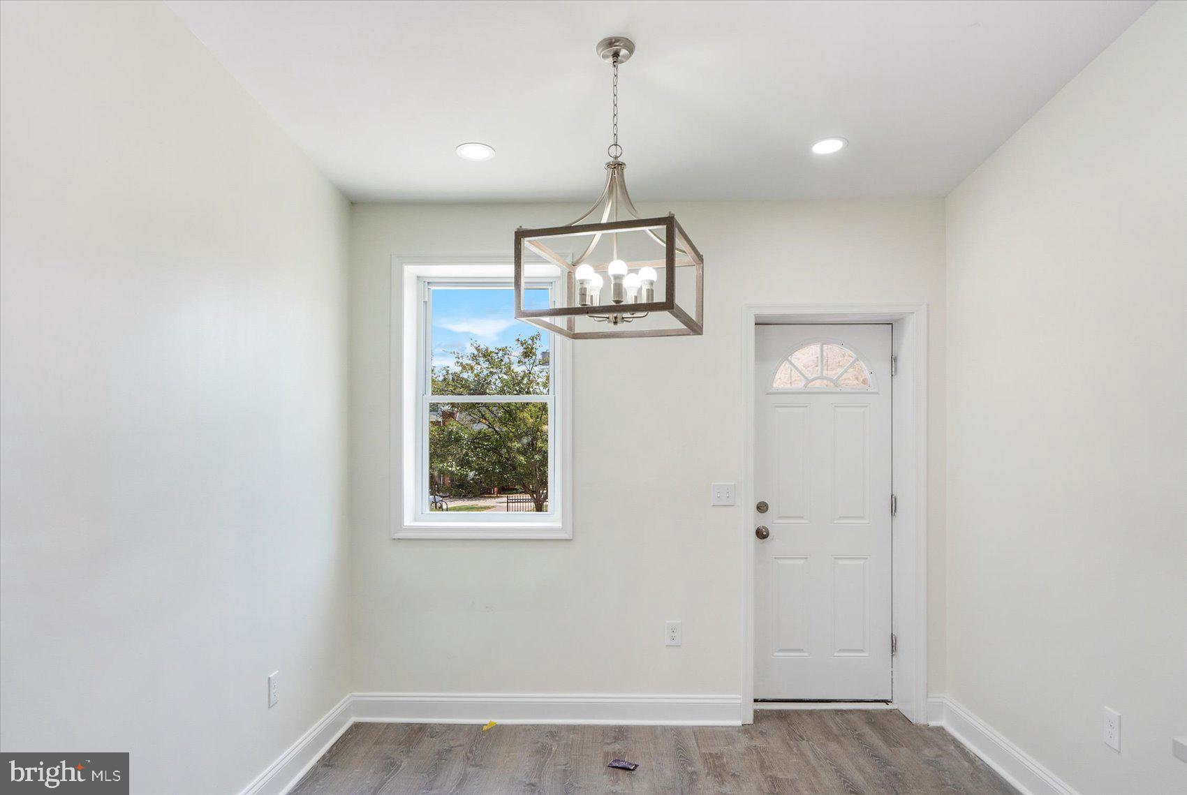 BARCLAY - Residential