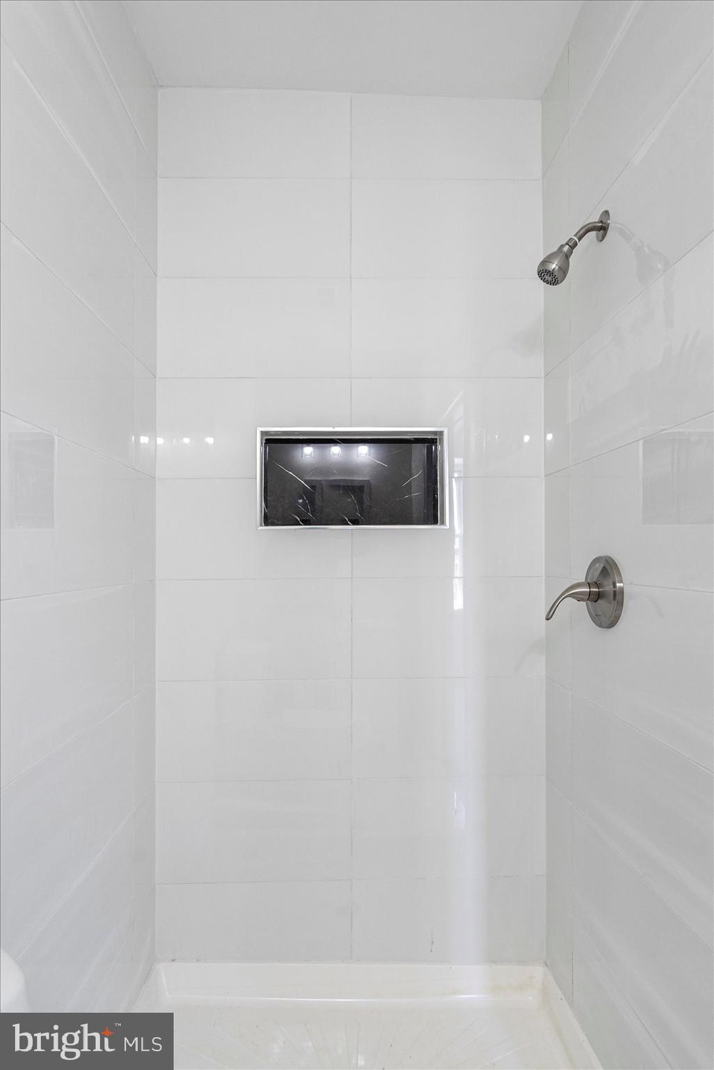 BARCLAY - Residential