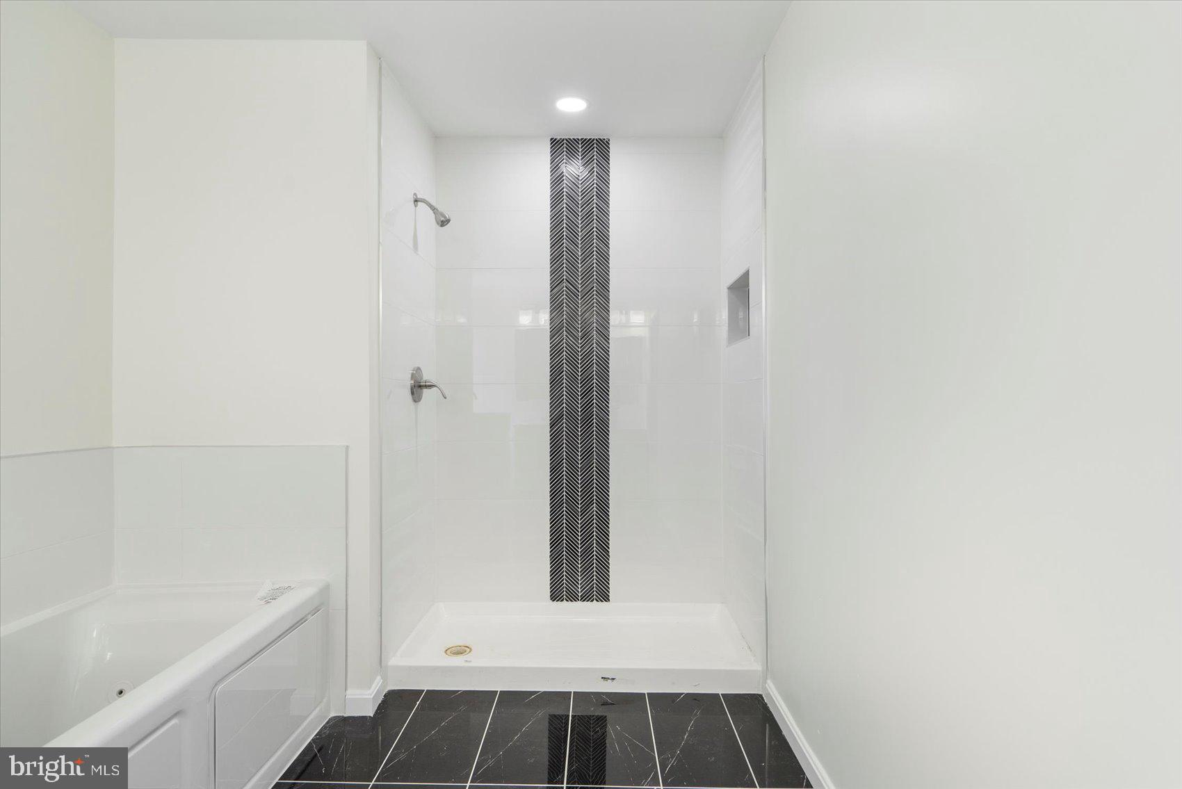 BARCLAY - Residential
