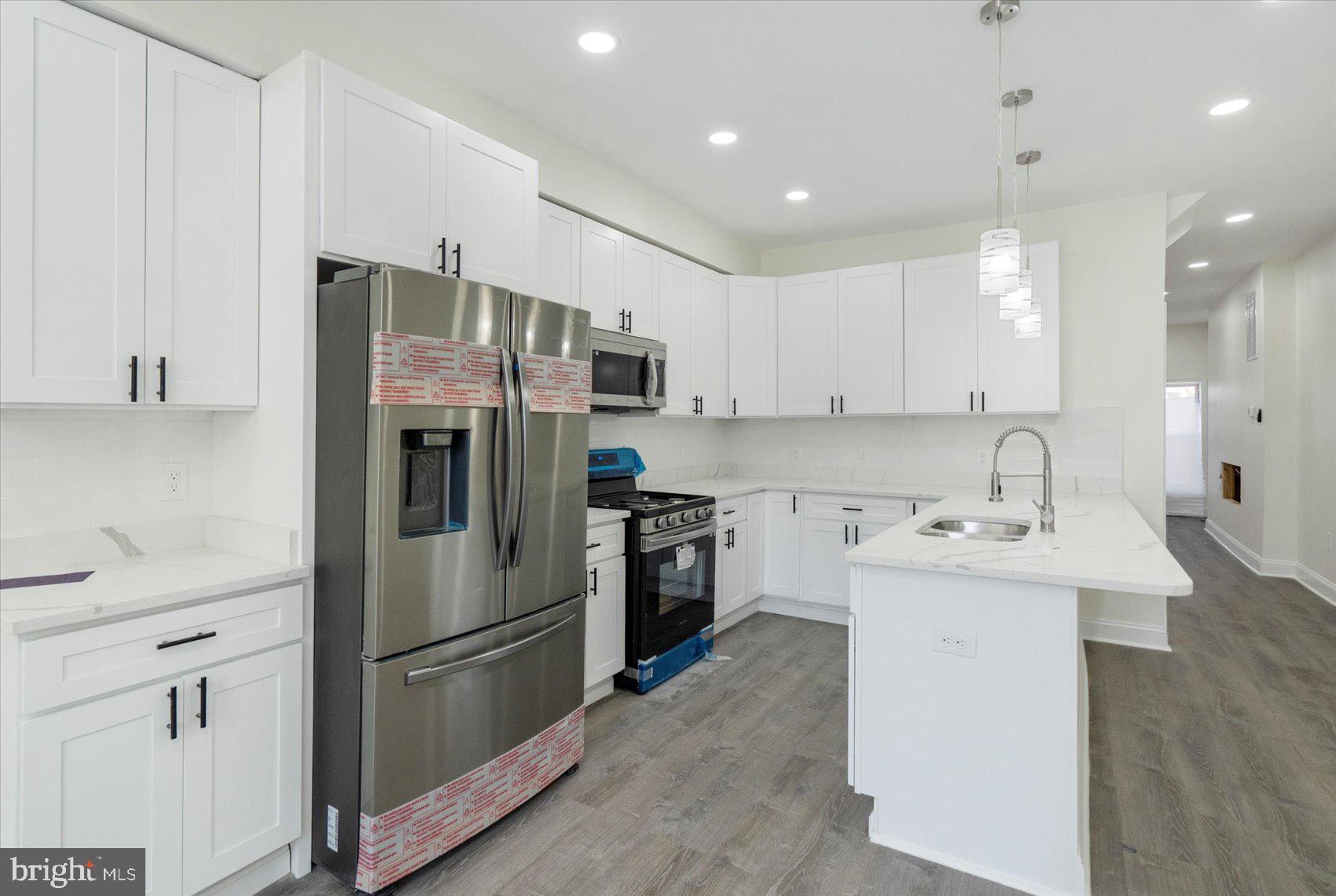 BARCLAY - Residential