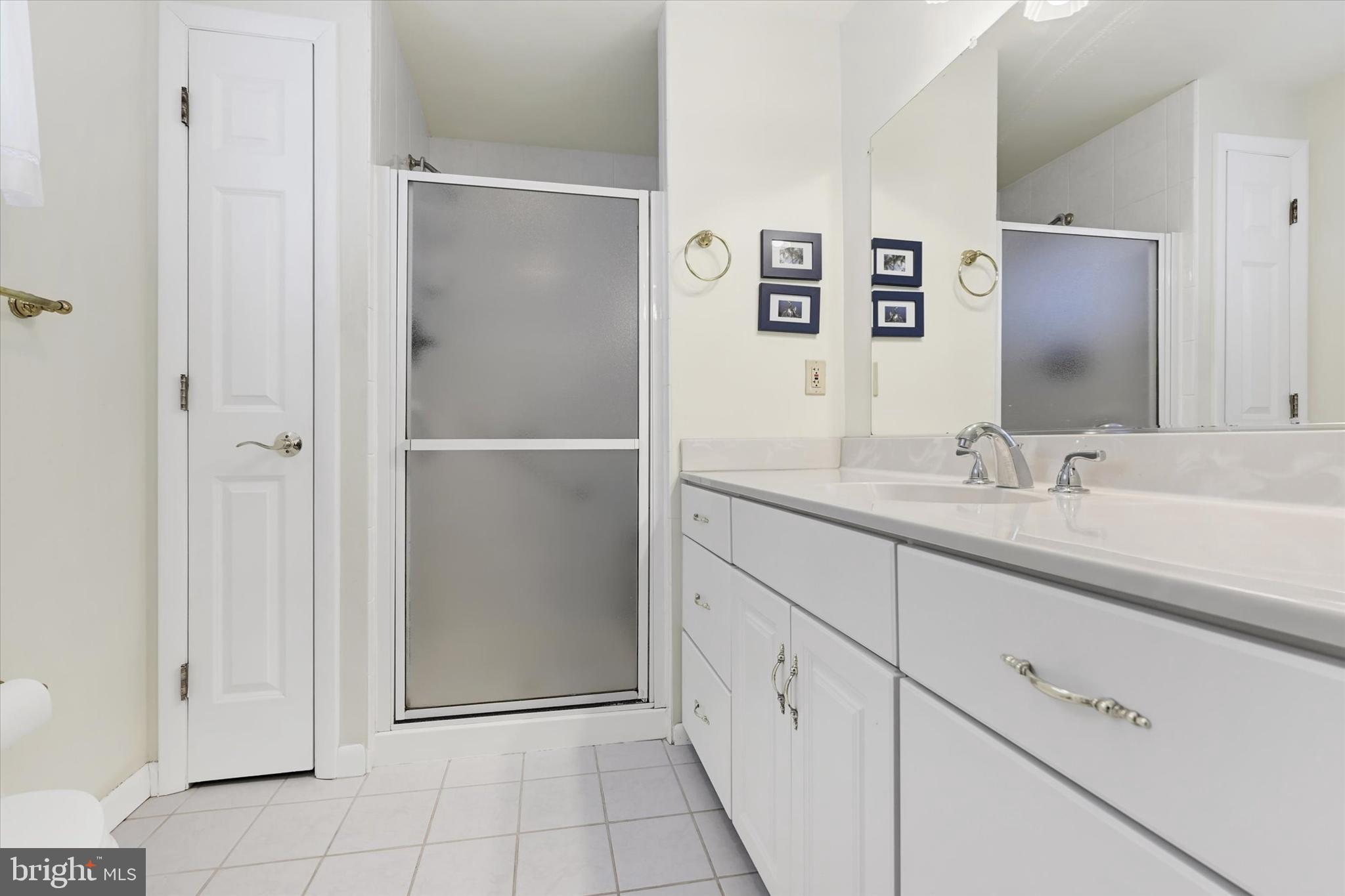 HAMPTON - Residential