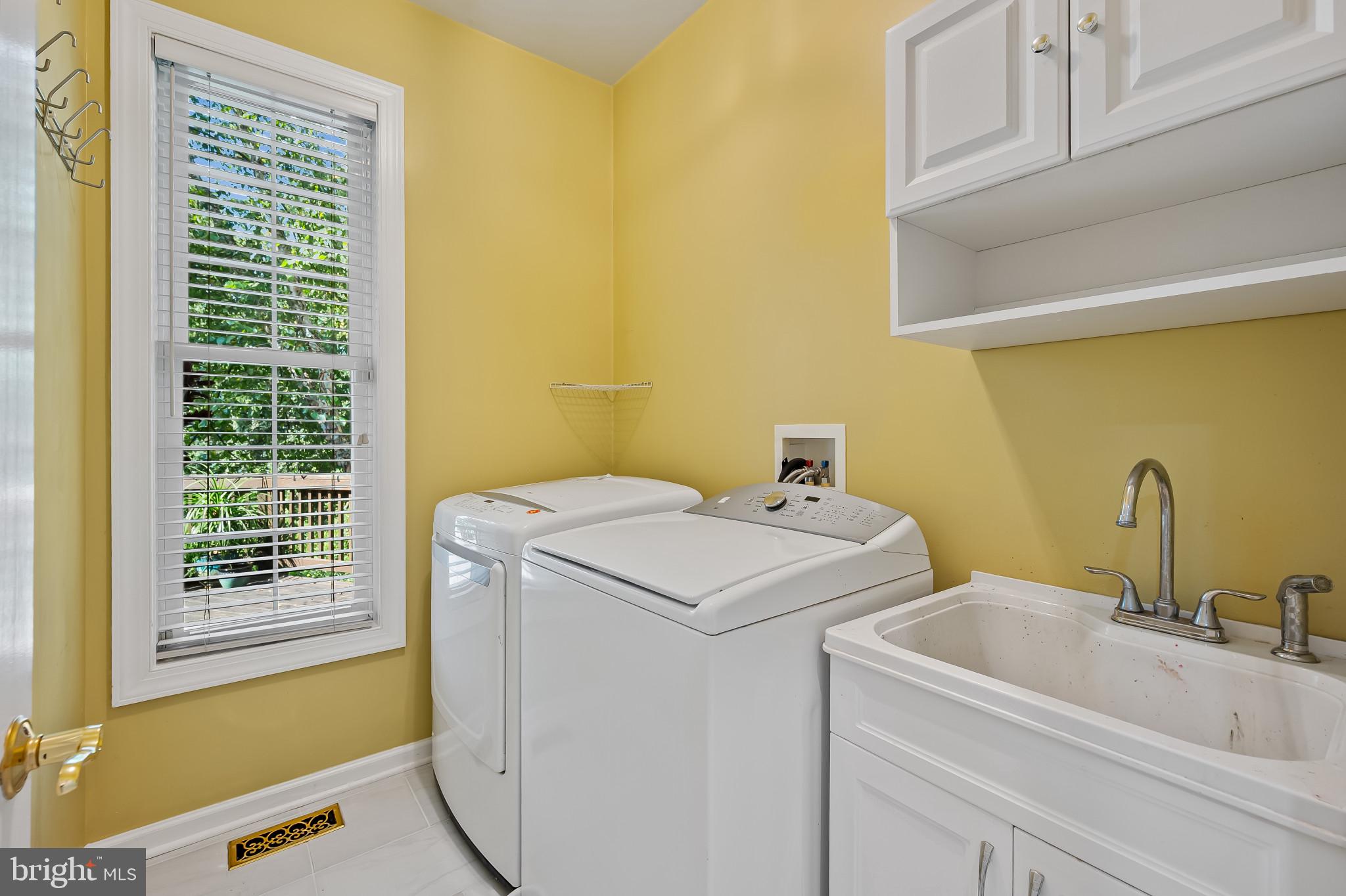 STONEGATE - Residential Lease