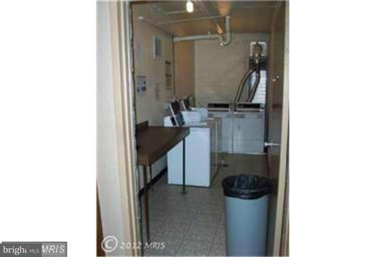 VILLAGE OF WILDE LAKE - Residential Lease