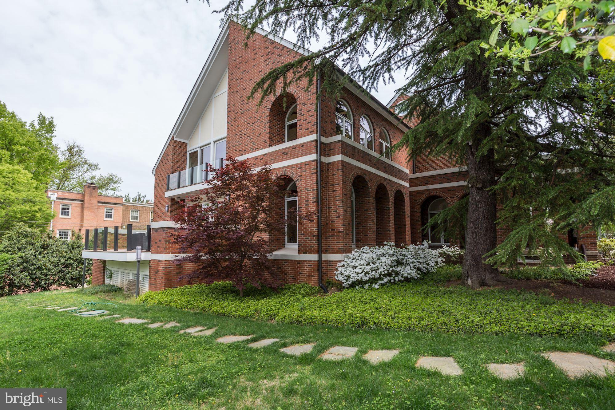 CATHEDRAL HEIGHTS - Residential
