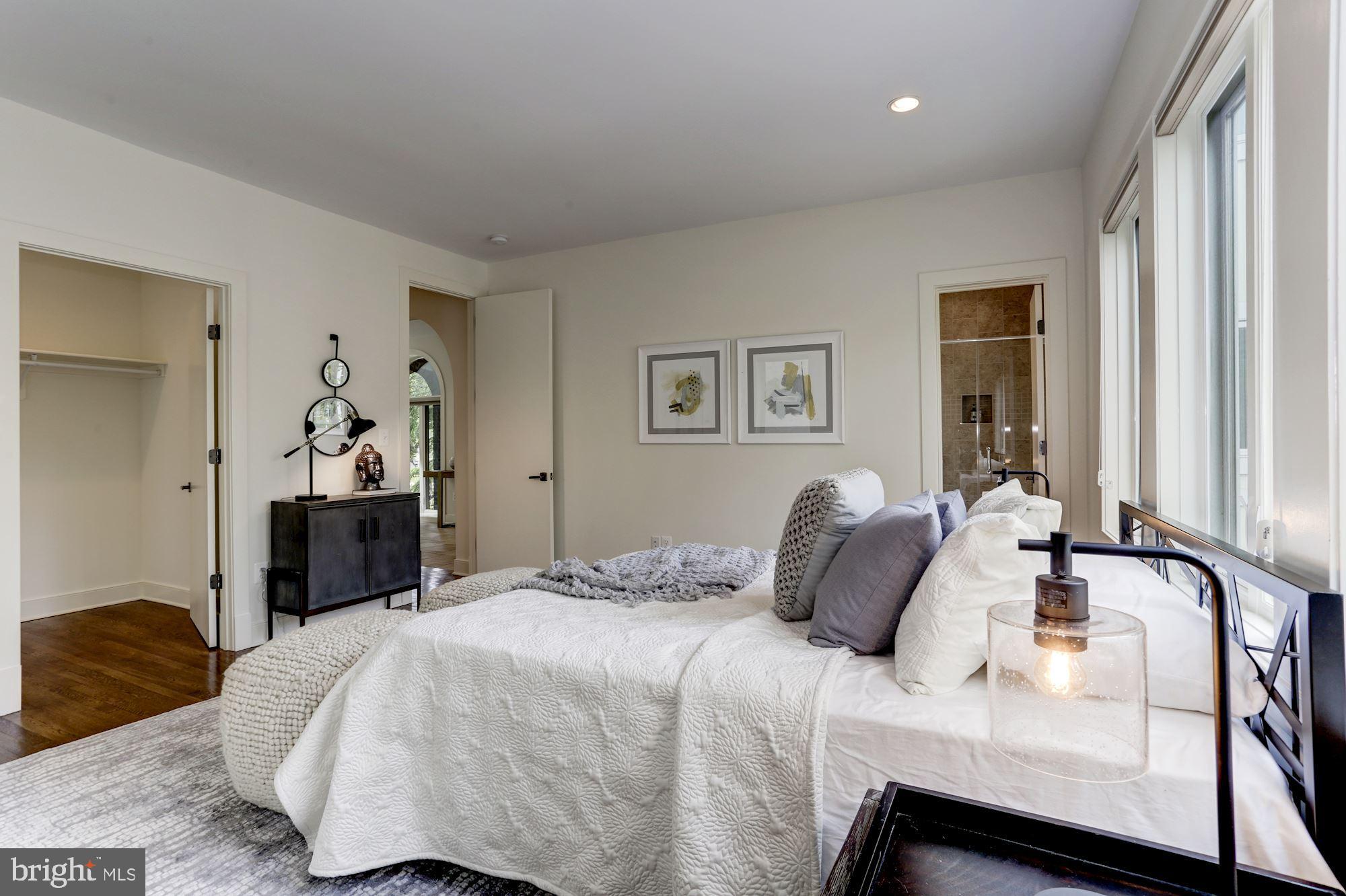 CATHEDRAL HEIGHTS - Residential