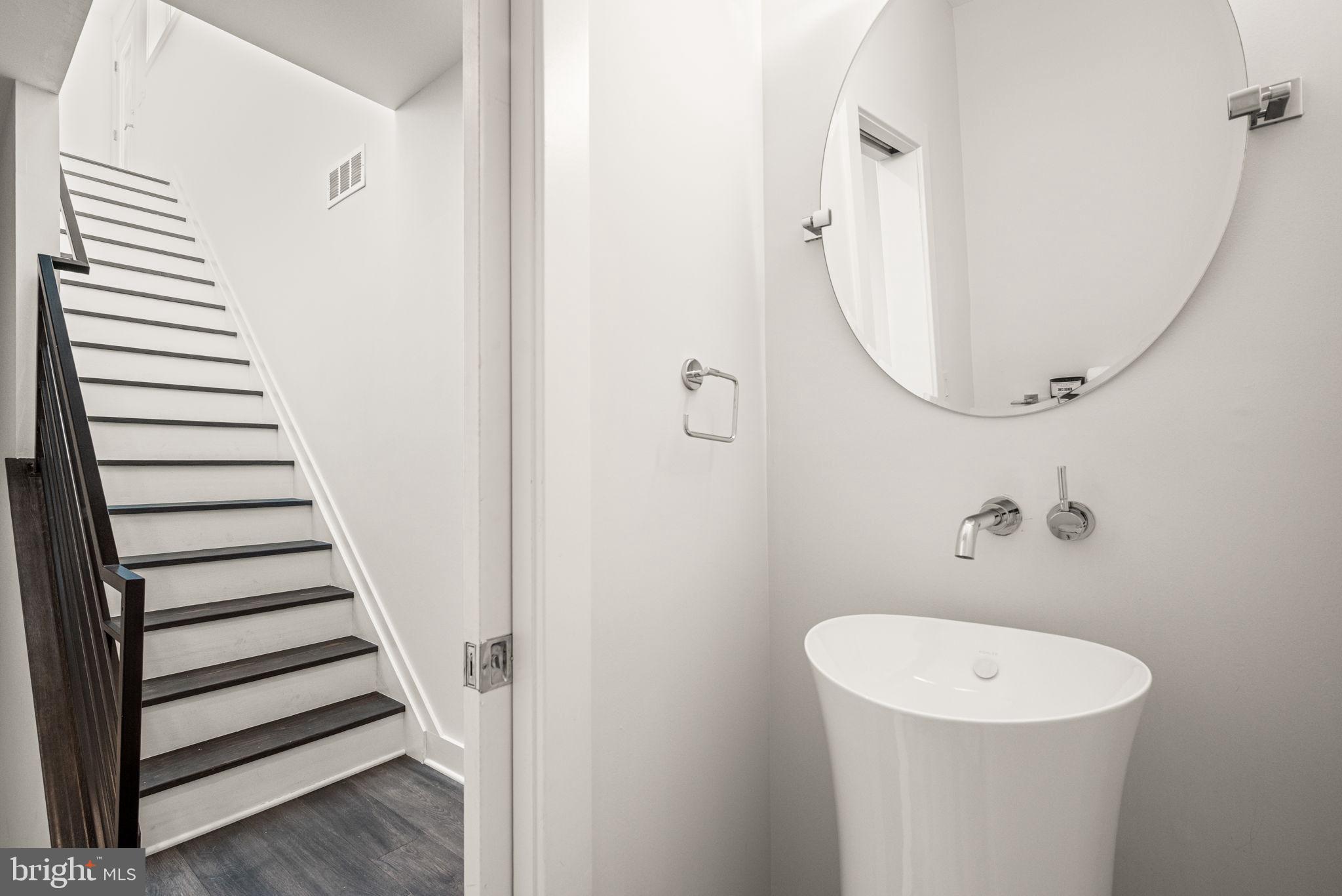 BELLA VISTA - Residential Lease