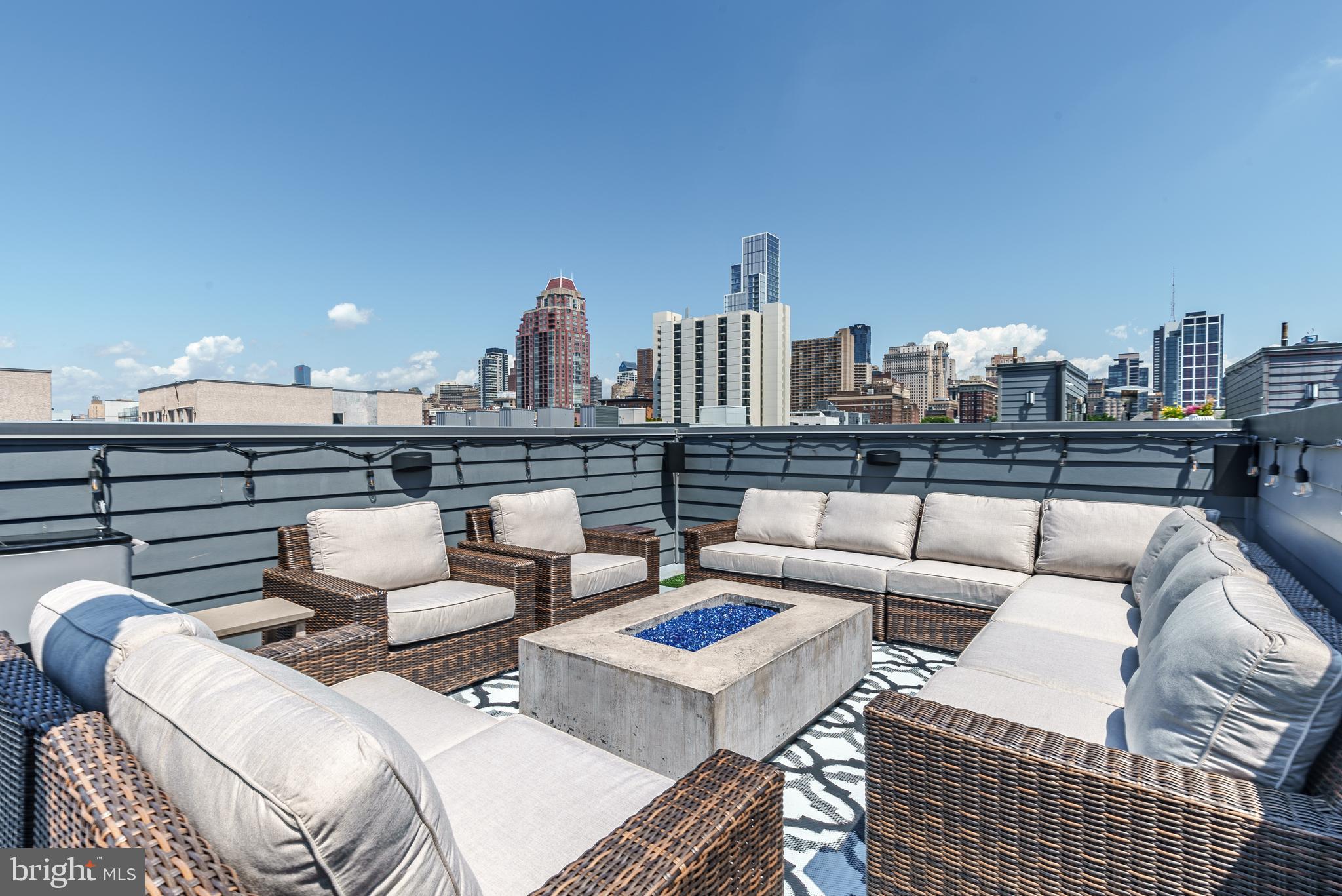 BELLA VISTA - Residential Lease