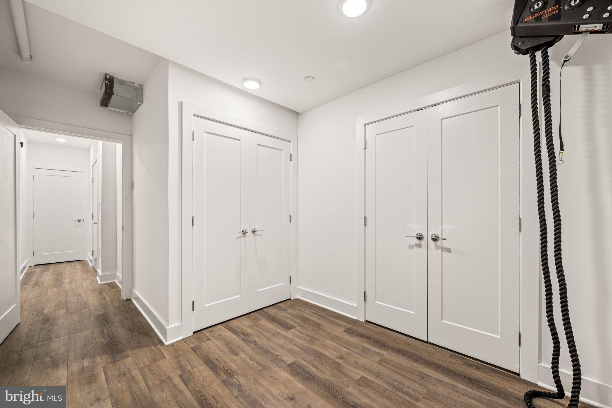 BELLA VISTA - Residential Lease