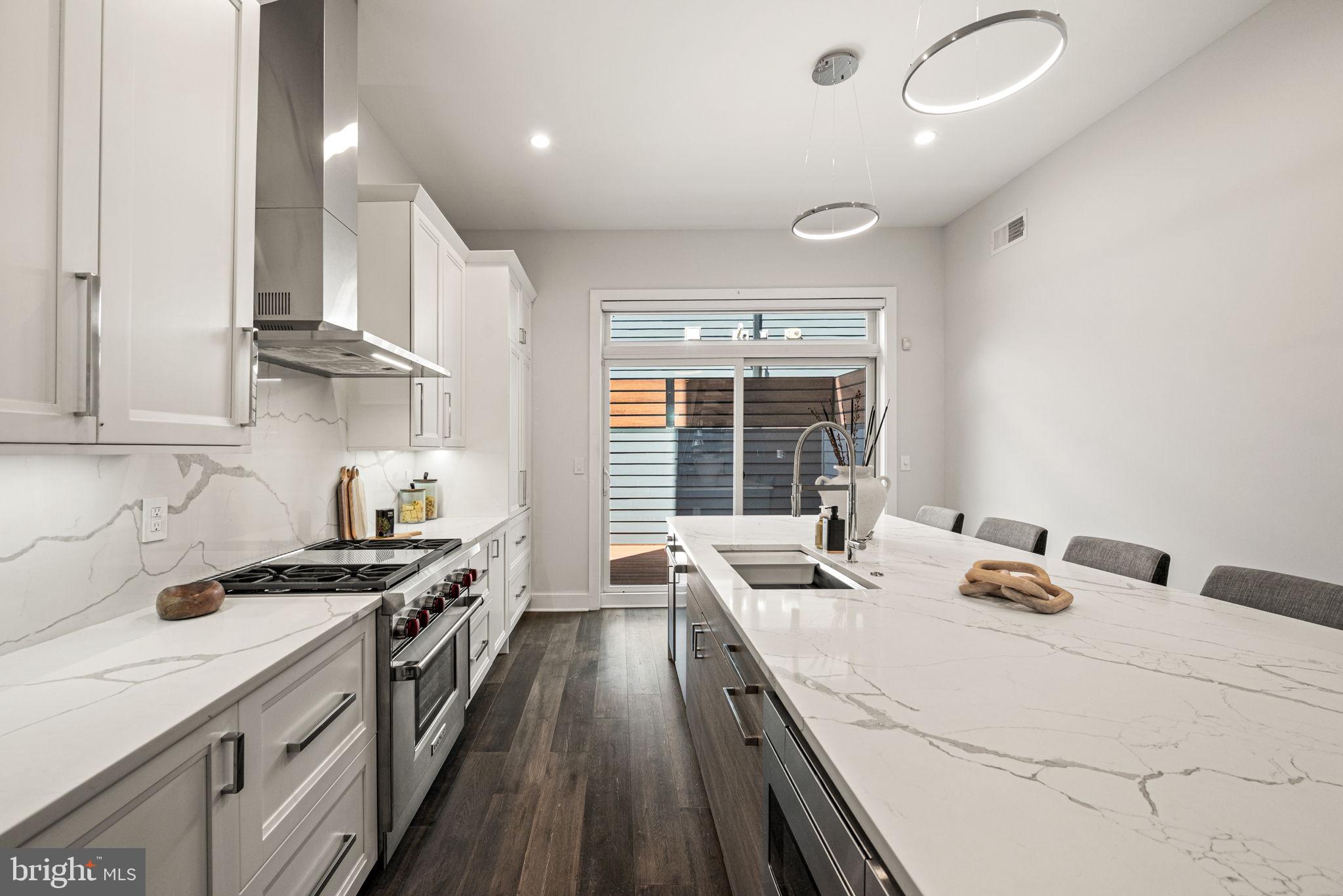 BELLA VISTA - Residential Lease