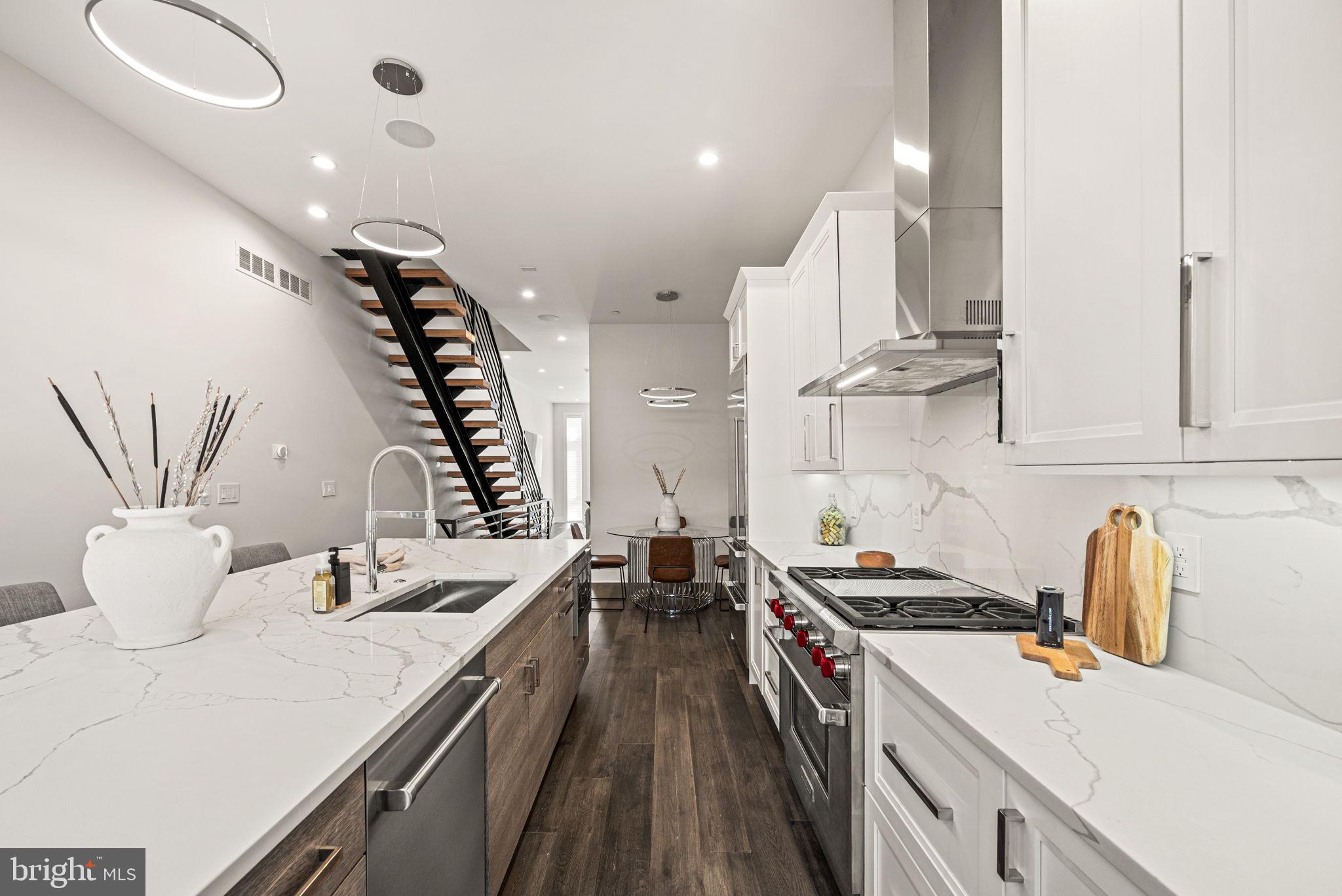 BELLA VISTA - Residential Lease