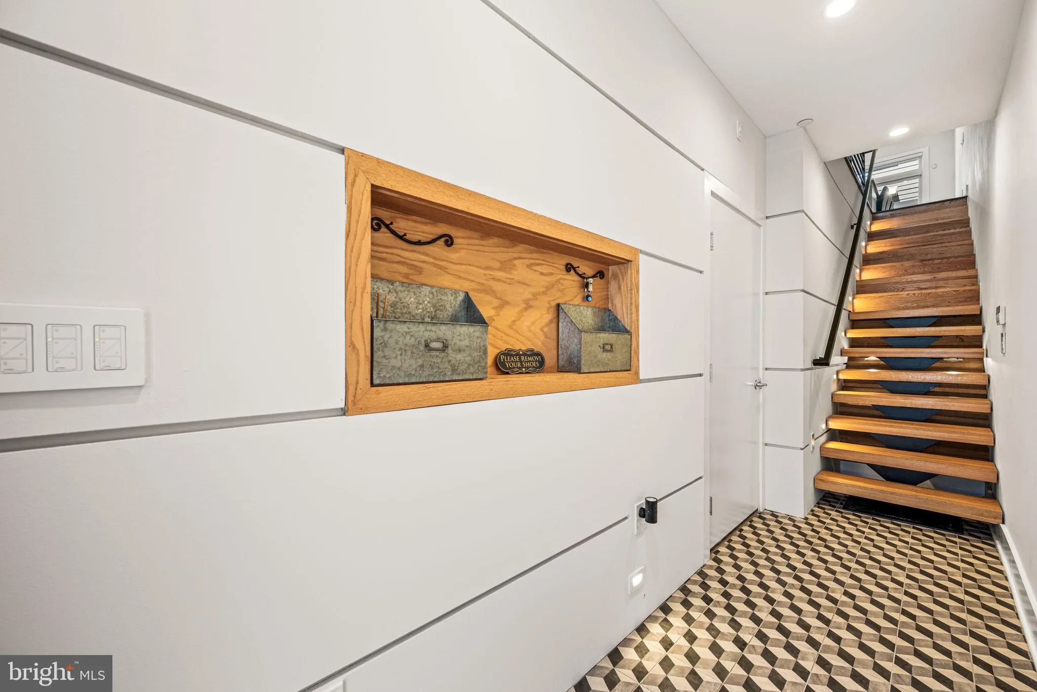 Philadelphia, Pennsylvania 19147, United States, 3 Bedrooms Bedrooms, ,4 BathroomsBathrooms,Residential,Active,208198