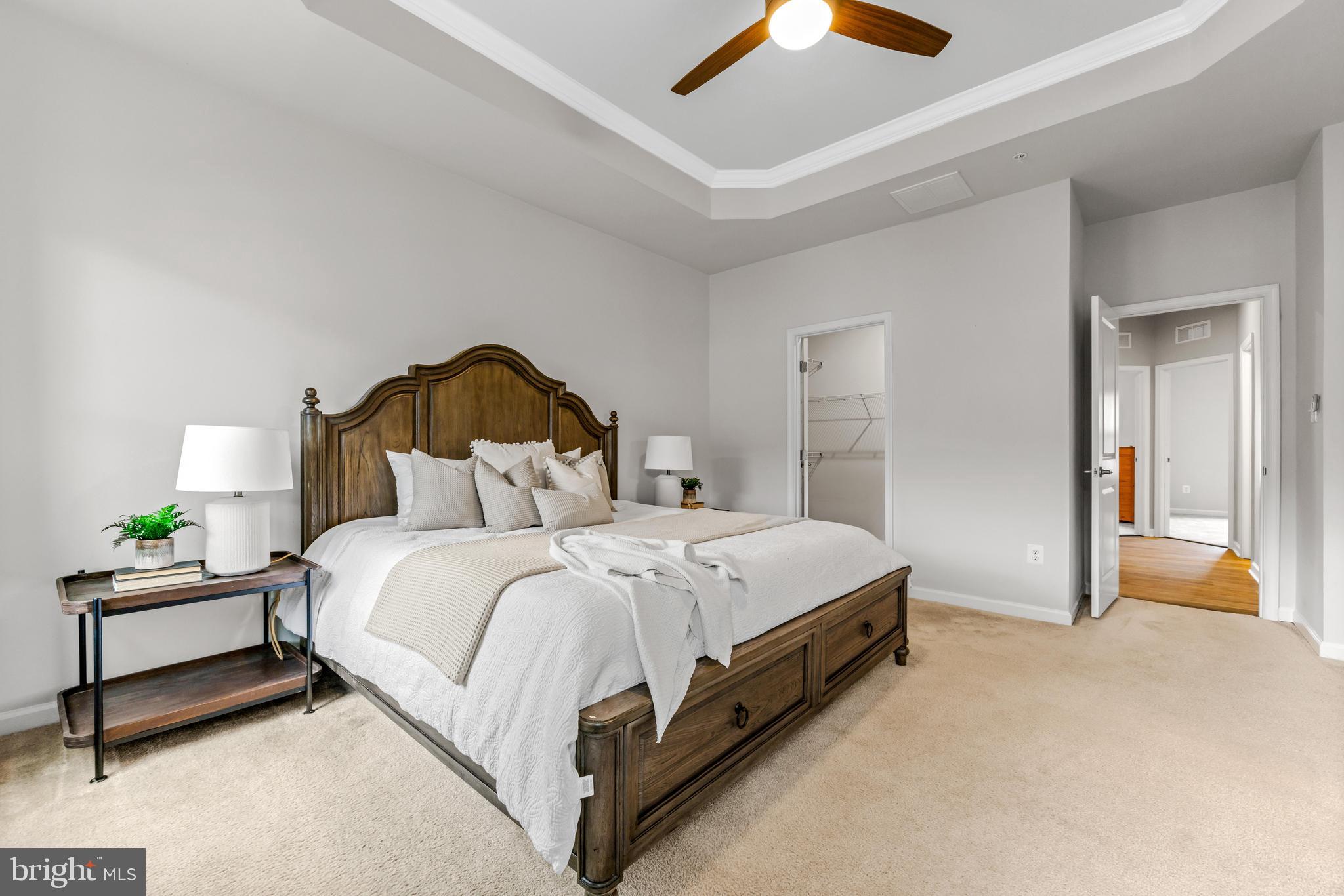 PONDVIEW - Residential