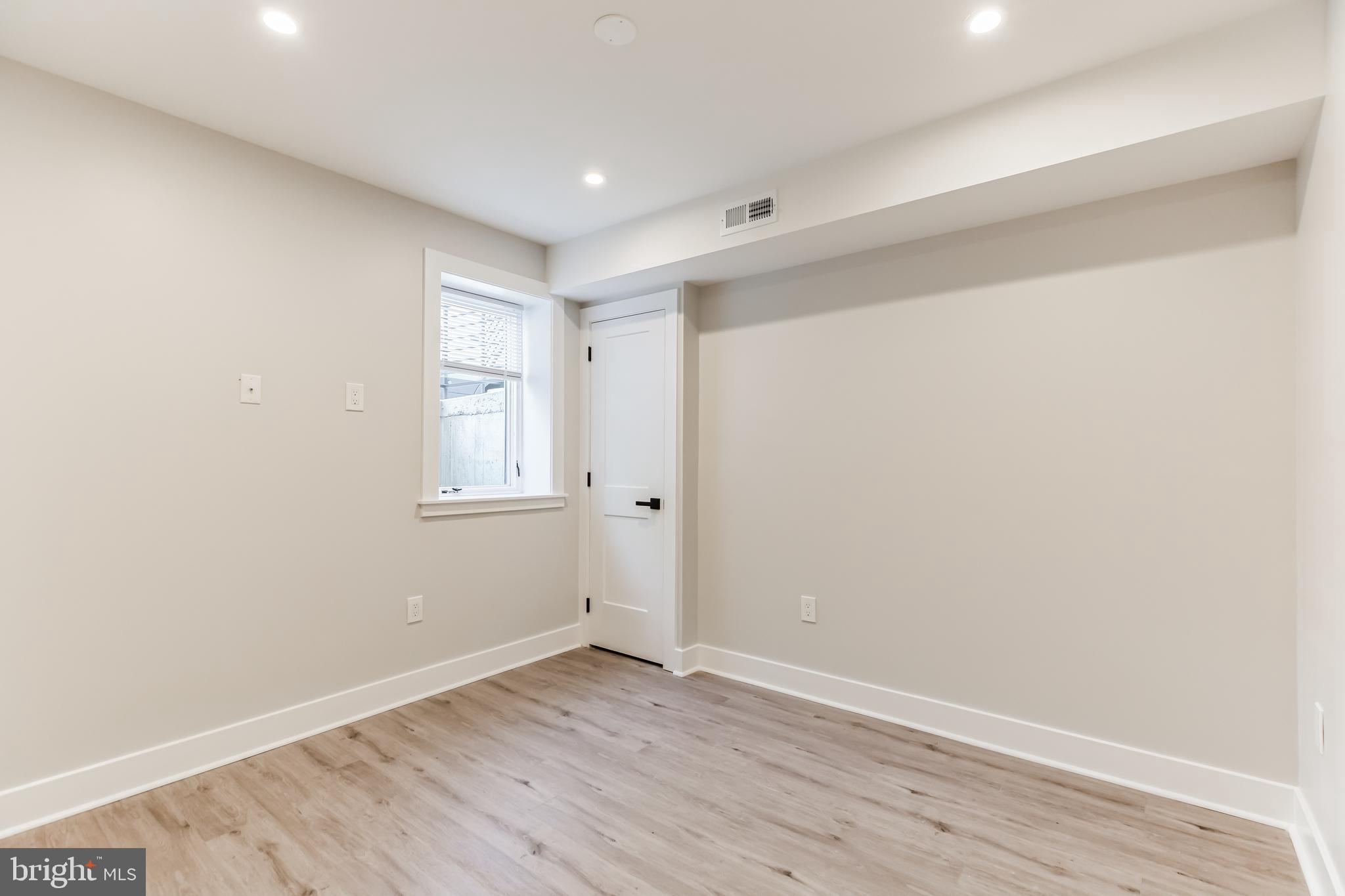 BREWERYTOWN - Residential Lease