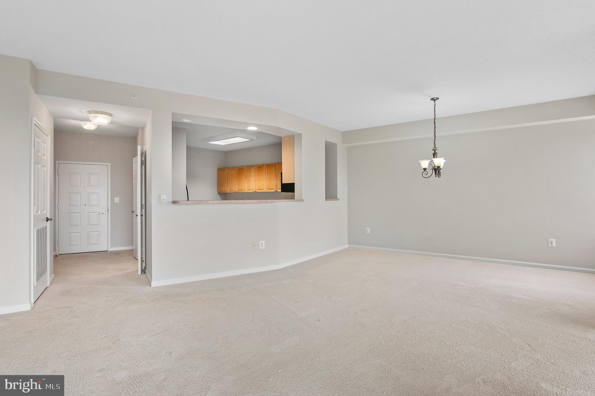 LANSDOWNE WOODS - Residential