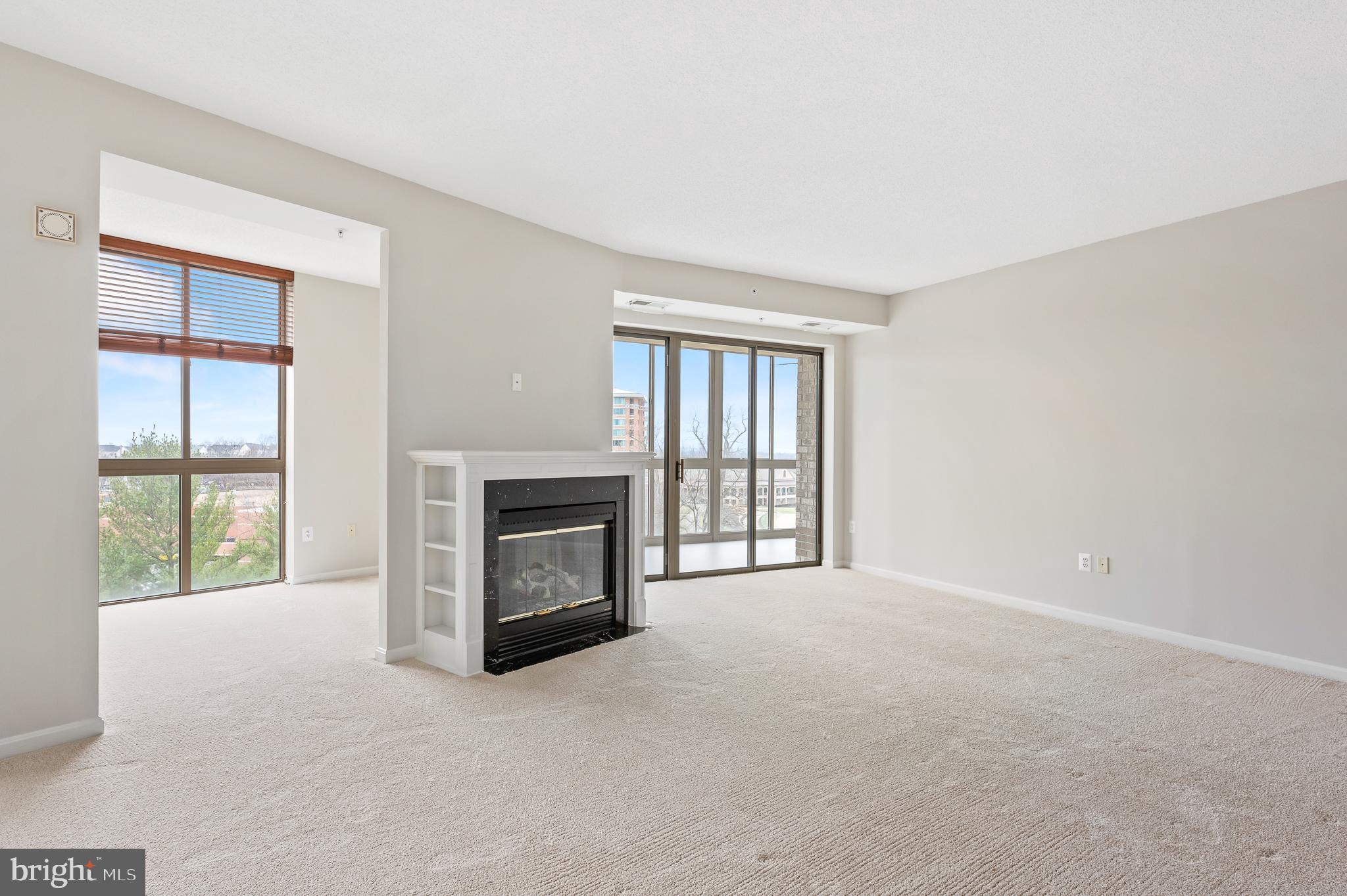 LANSDOWNE WOODS - Residential