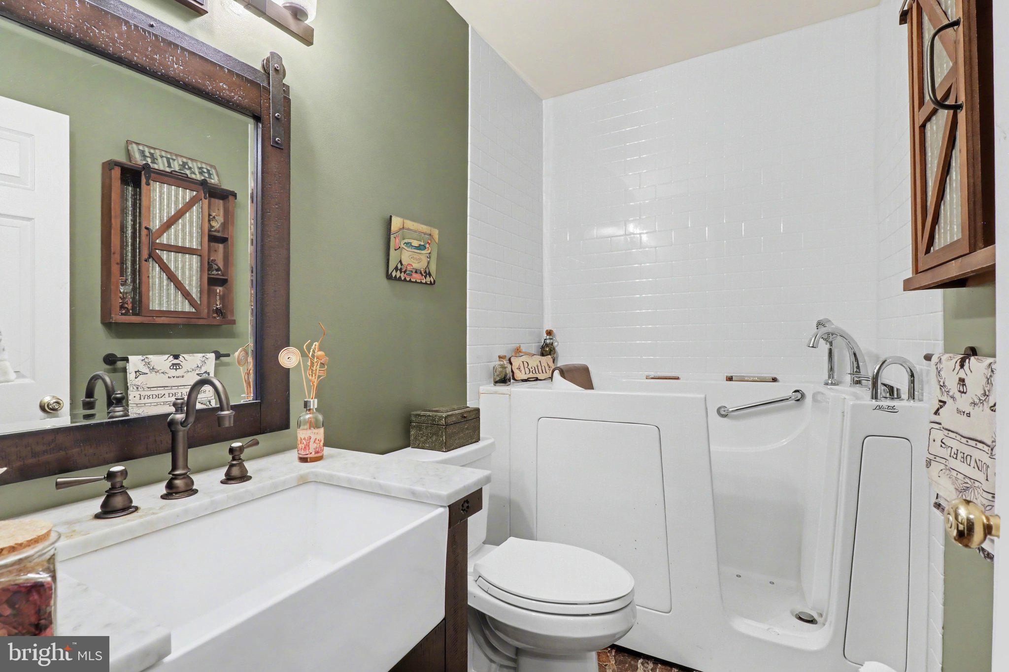 MEADOWRIDGE - Residential