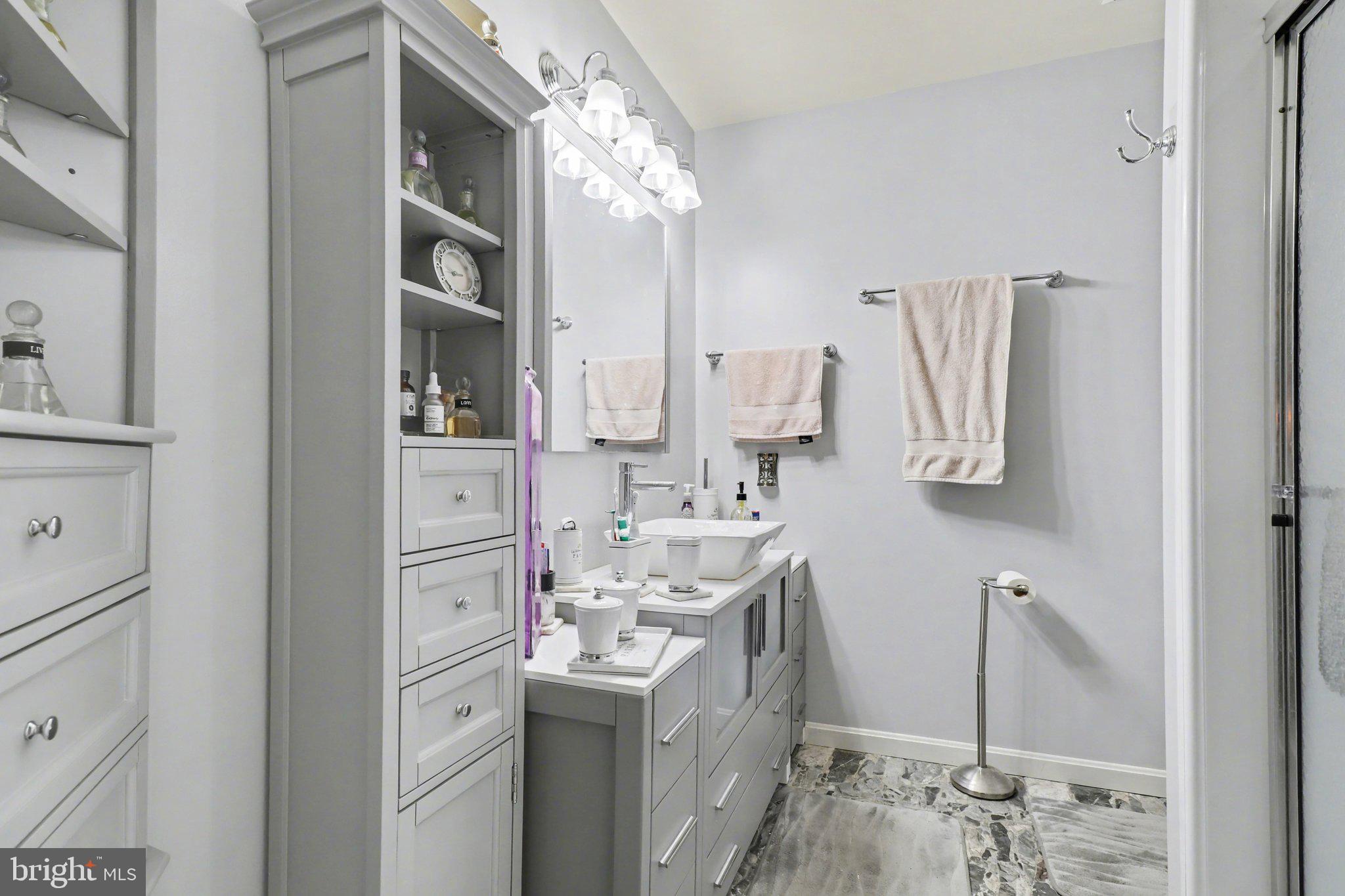 MEADOWRIDGE - Residential