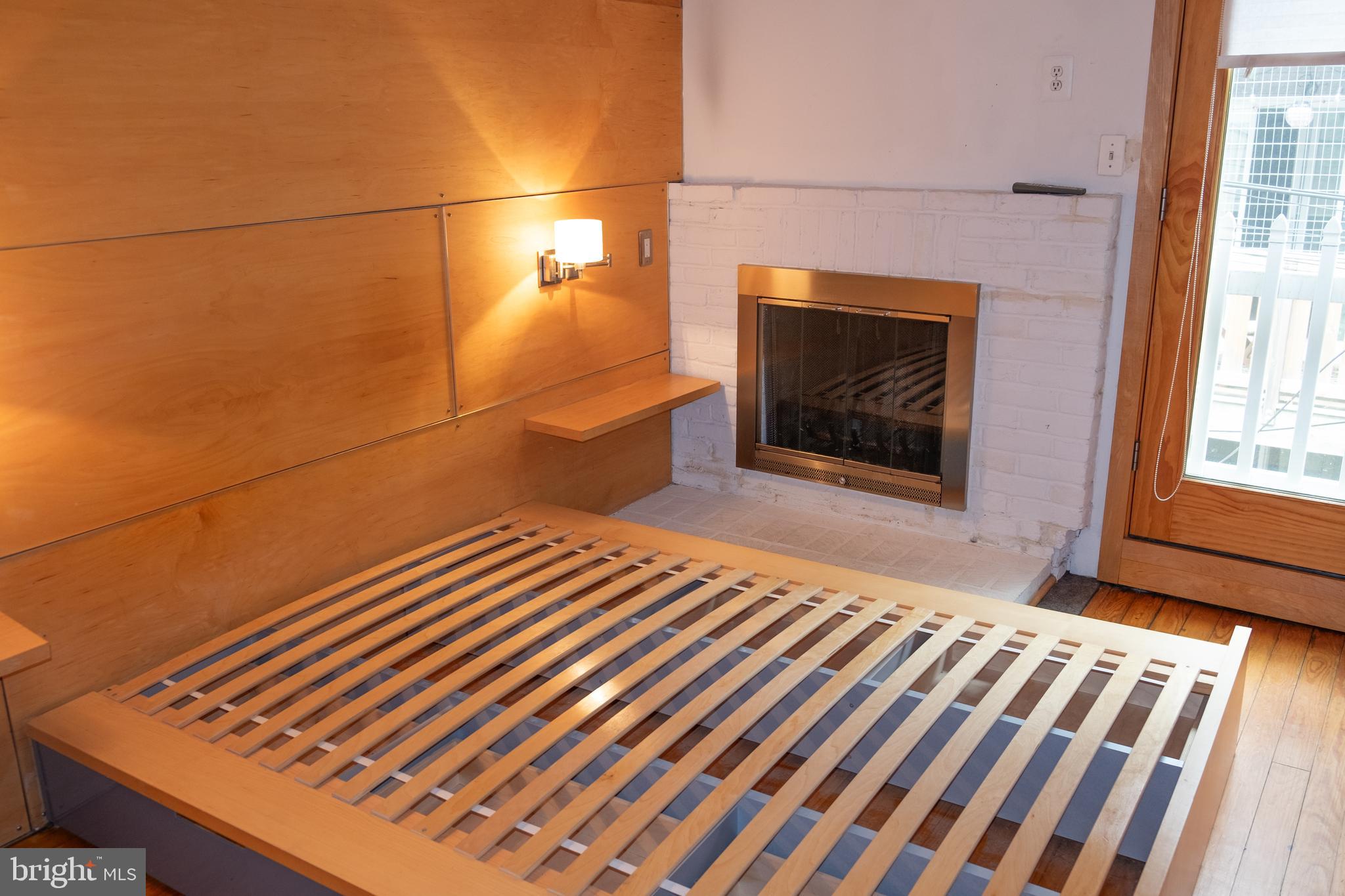 FEDERAL HILL HISTORIC DISTRICT - Residential Lease