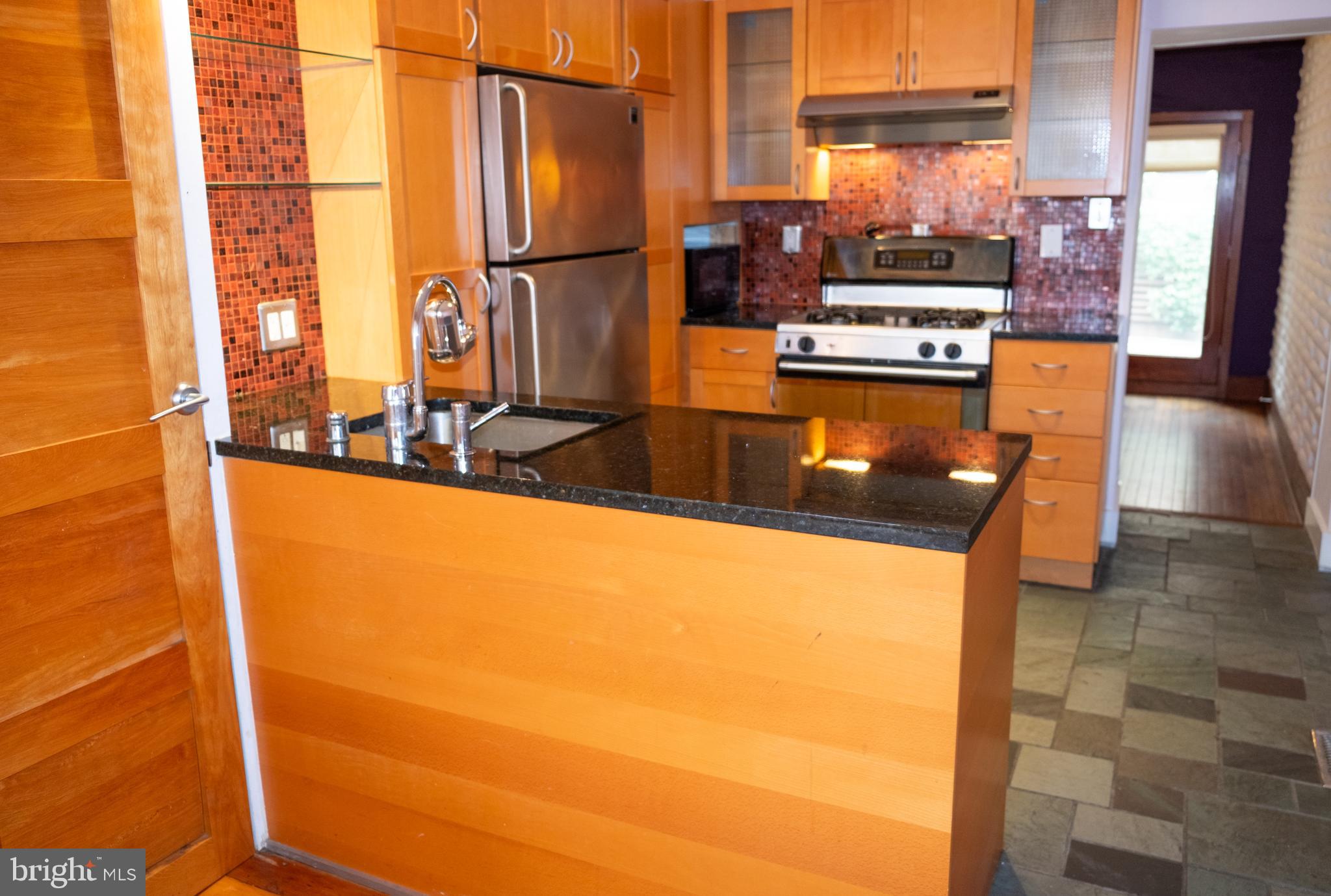 FEDERAL HILL HISTORIC DISTRICT - Residential Lease