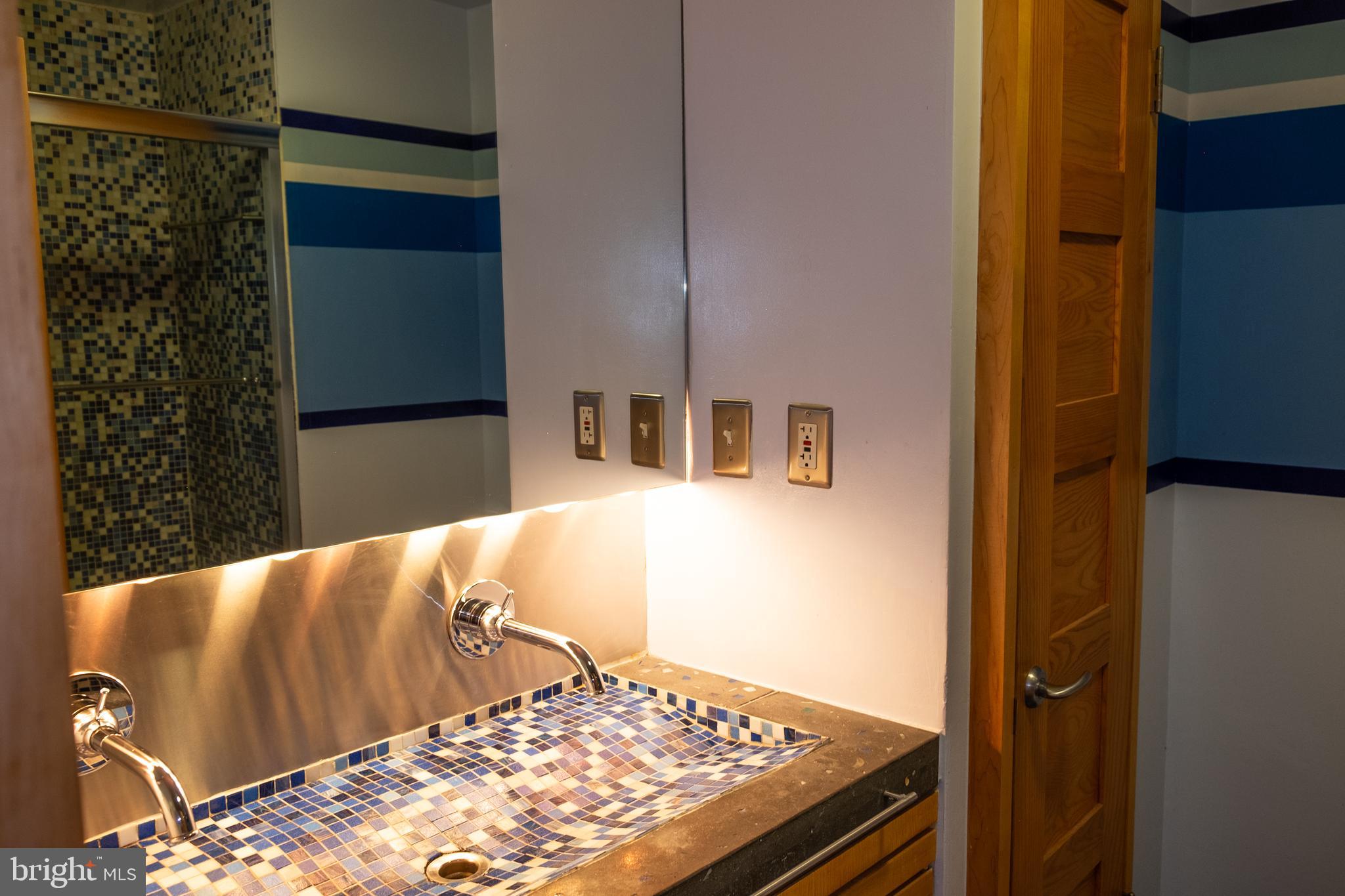 FEDERAL HILL HISTORIC DISTRICT - Residential Lease