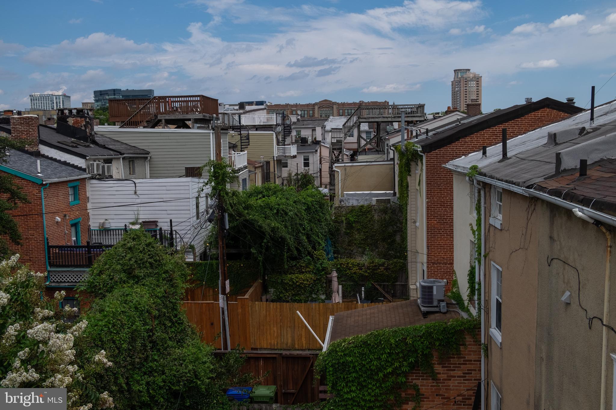 FEDERAL HILL HISTORIC DISTRICT - Residential Lease