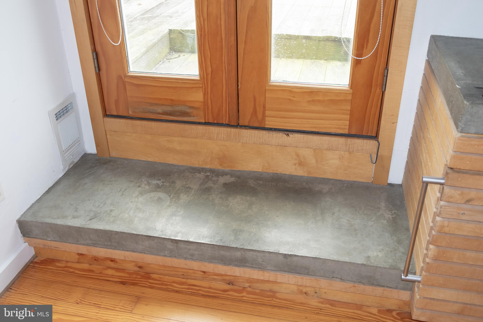 FEDERAL HILL HISTORIC DISTRICT - Residential Lease