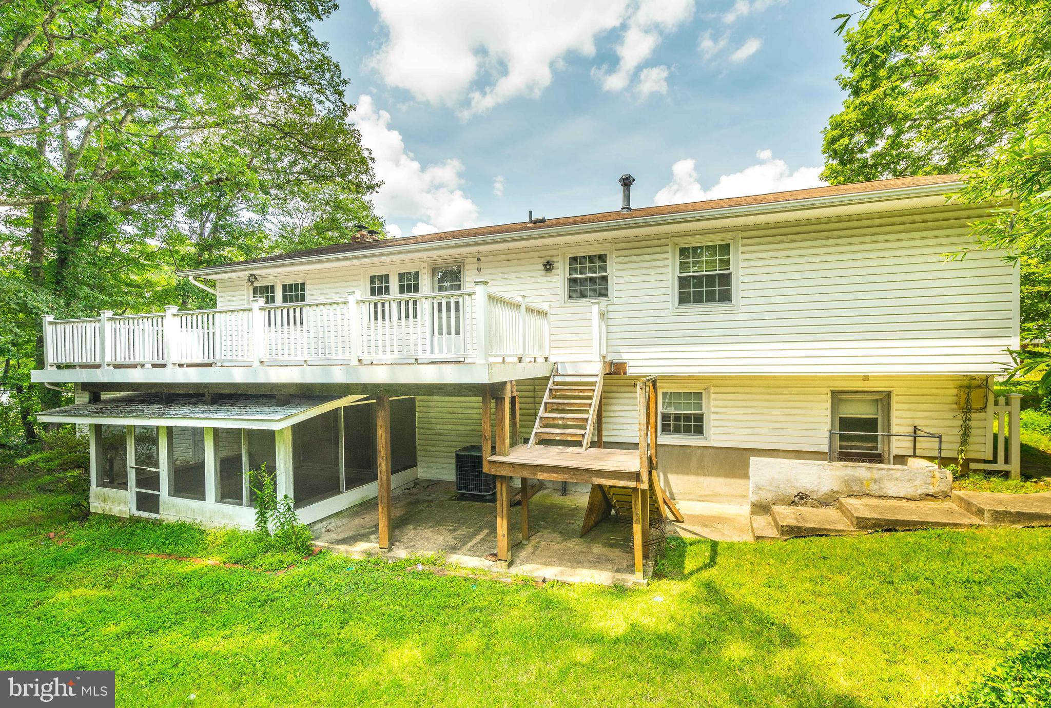 RUTHERFORD - Residential Lease