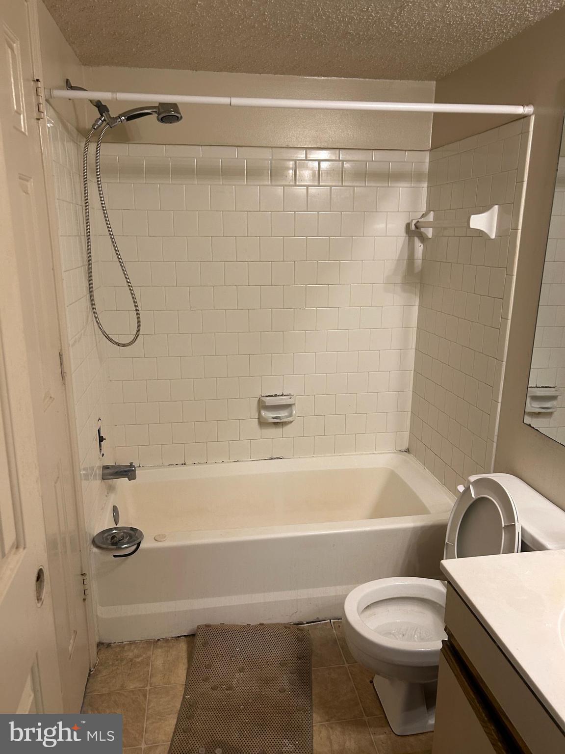 9230 CASPIAN WAY 301