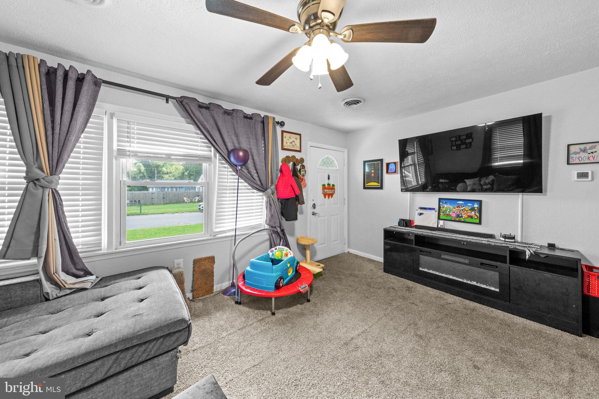 724 EDGAR DRIVE