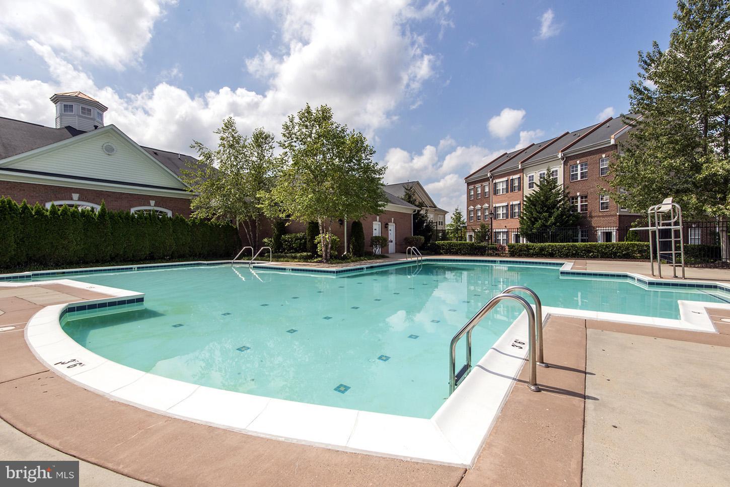 SUMMERFIELD - Residential