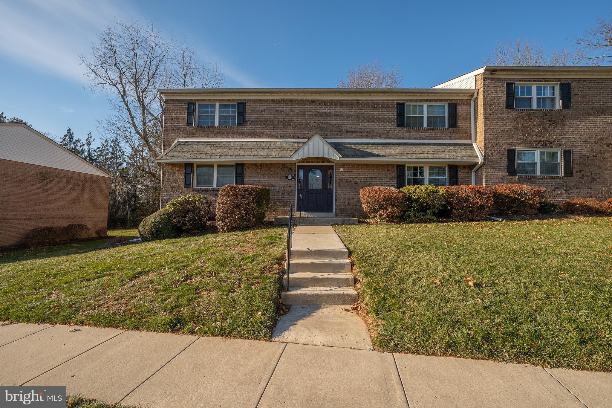 HAMPTON CROSSING - Residential