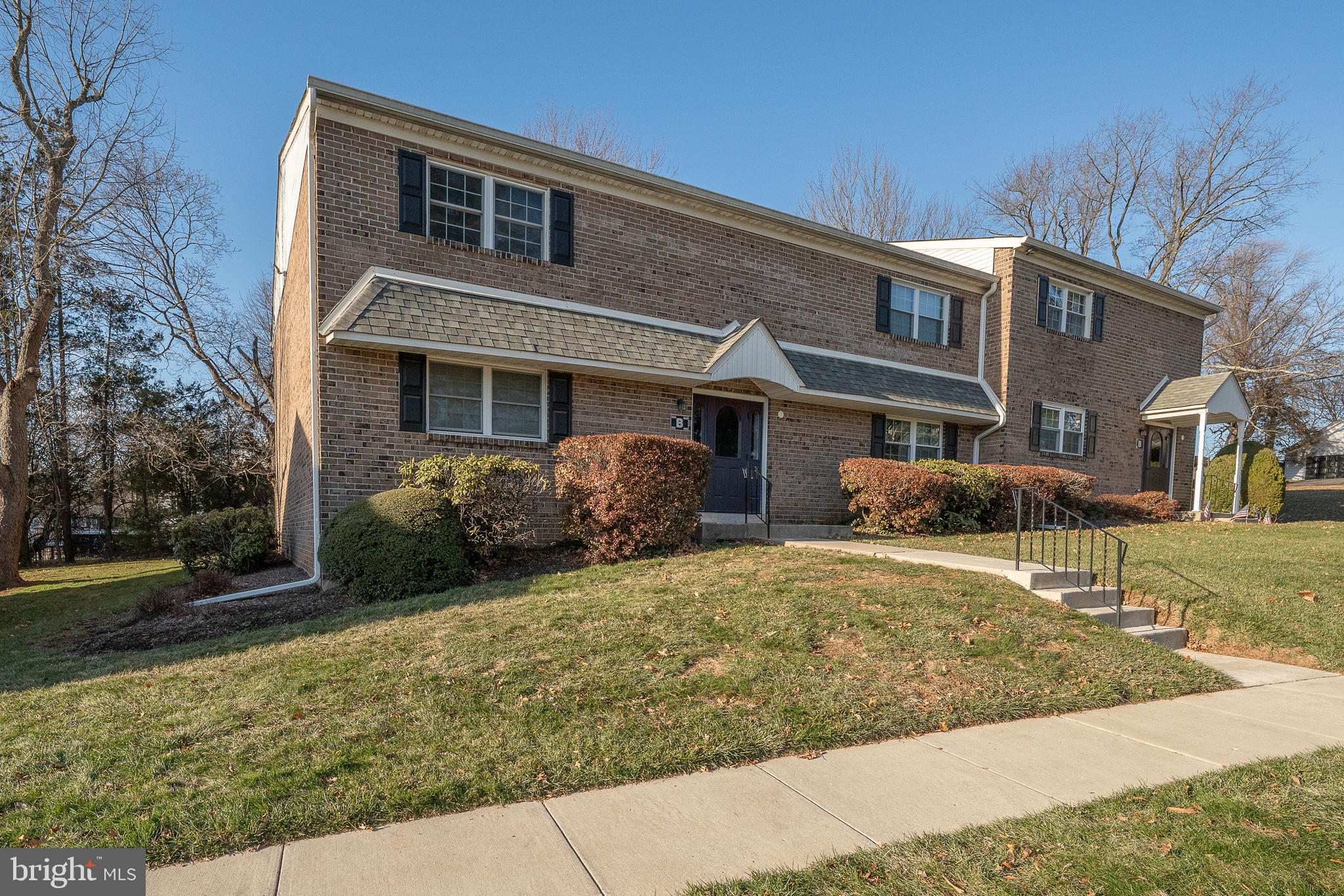 HAMPTON CROSSING - Residential